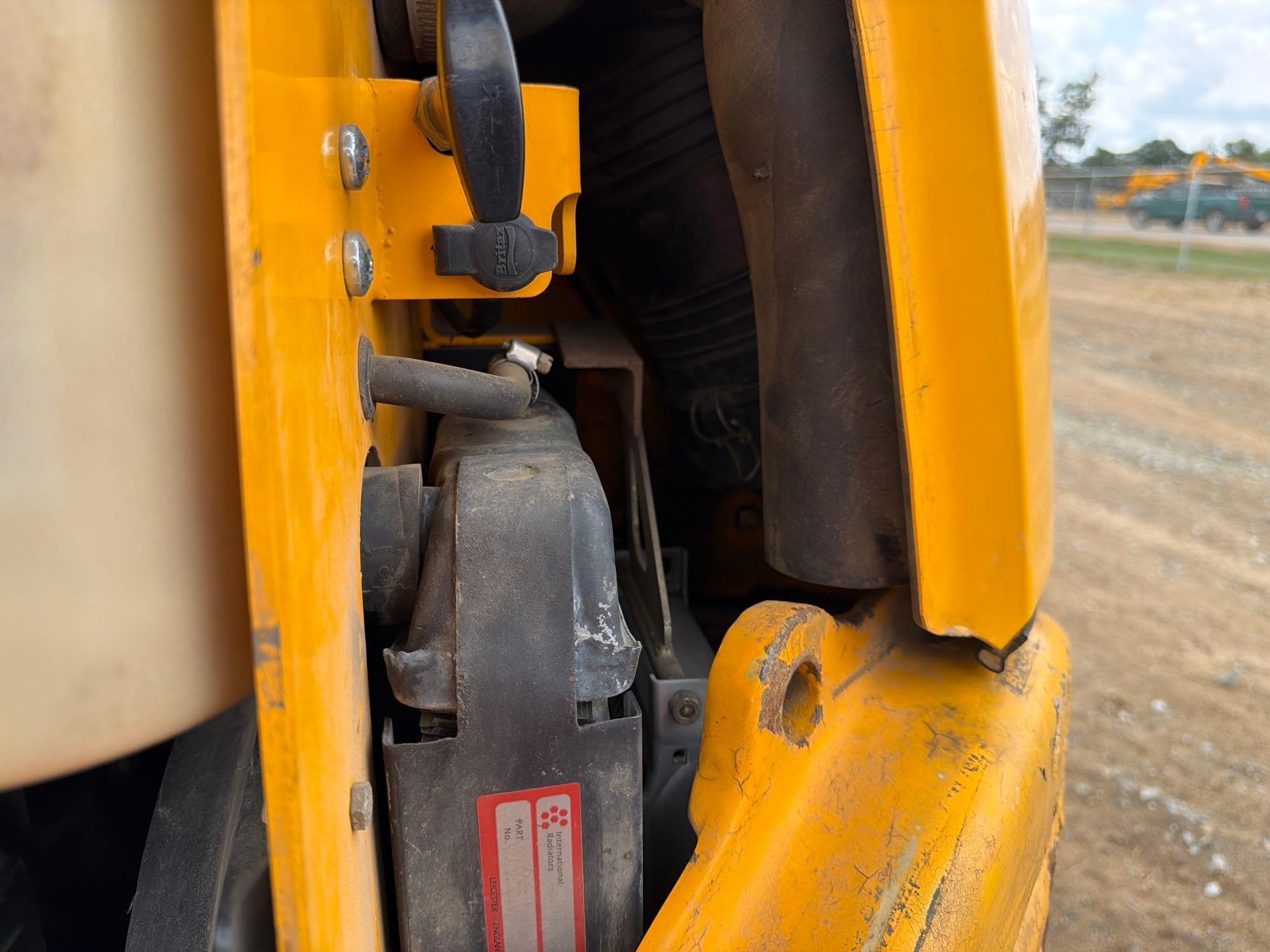 2004 JCB 8032ZTS