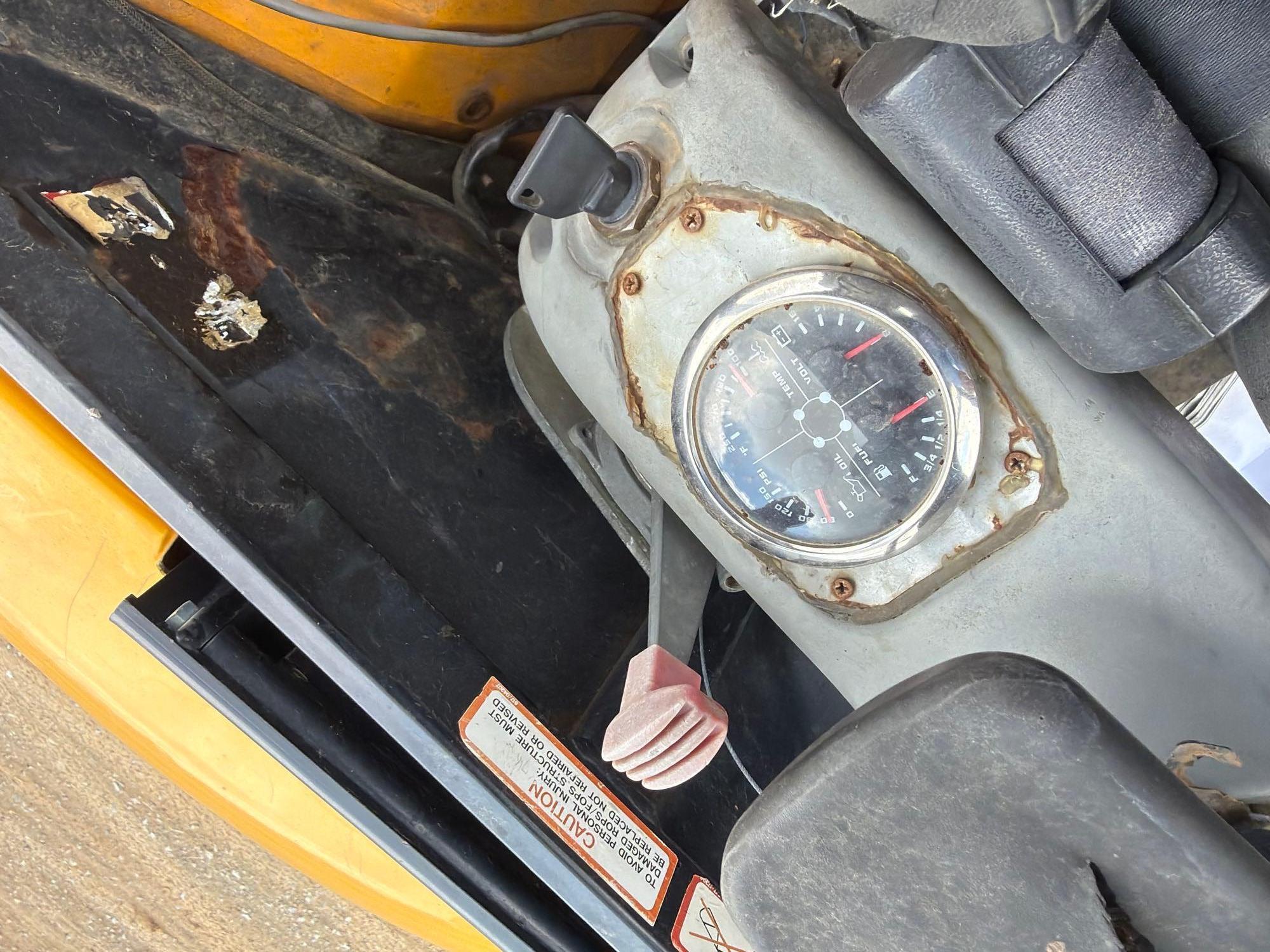 2004 JCB 8032ZTS