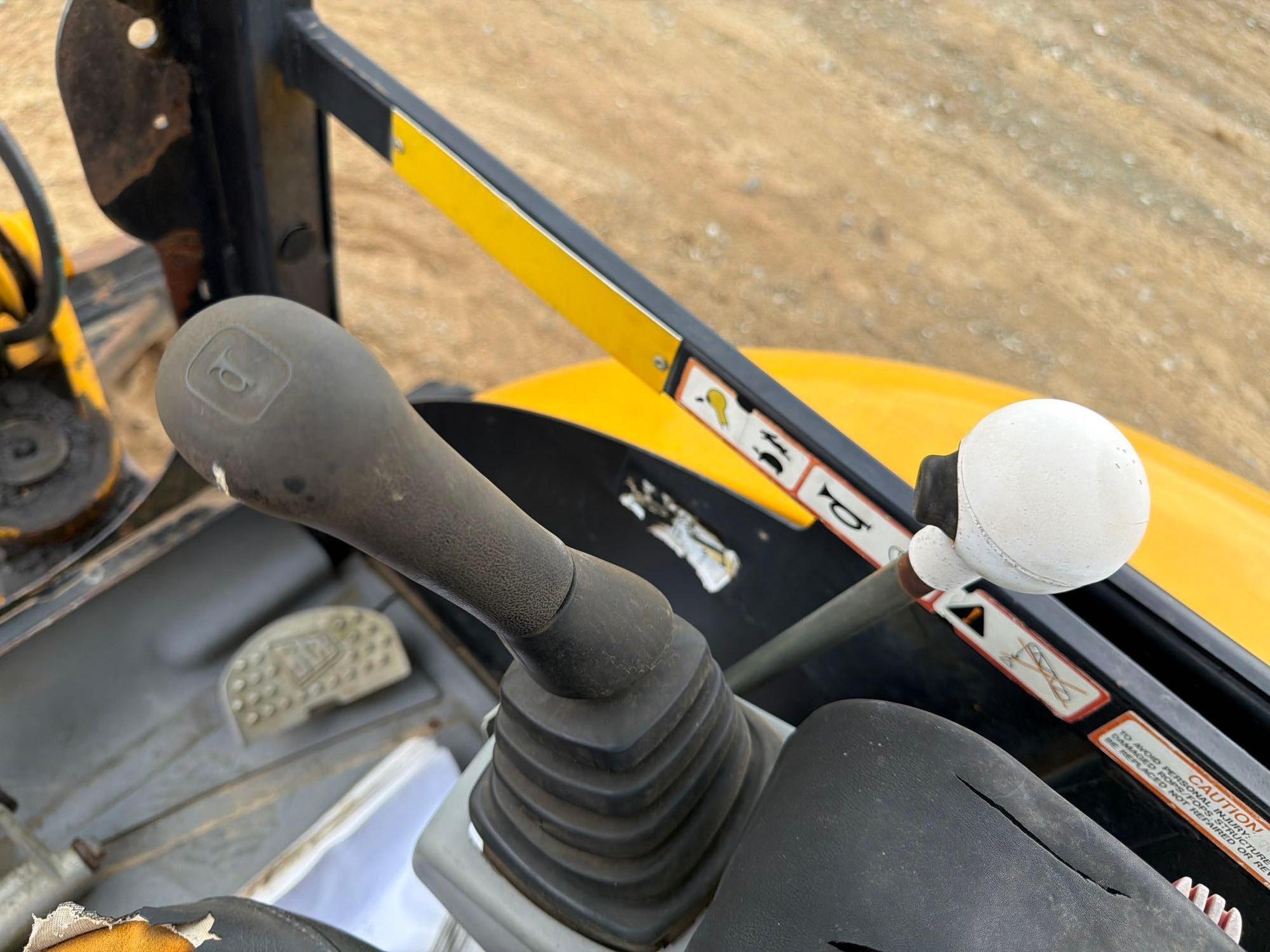 2004 JCB 8032ZTS