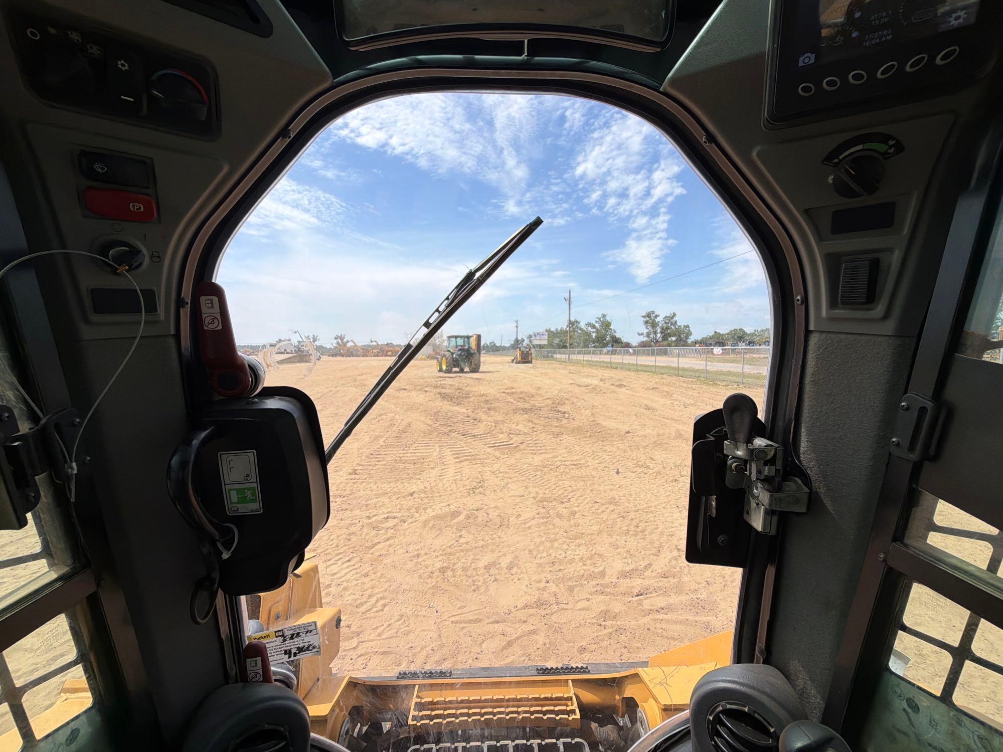2023 Caterpillar 299D