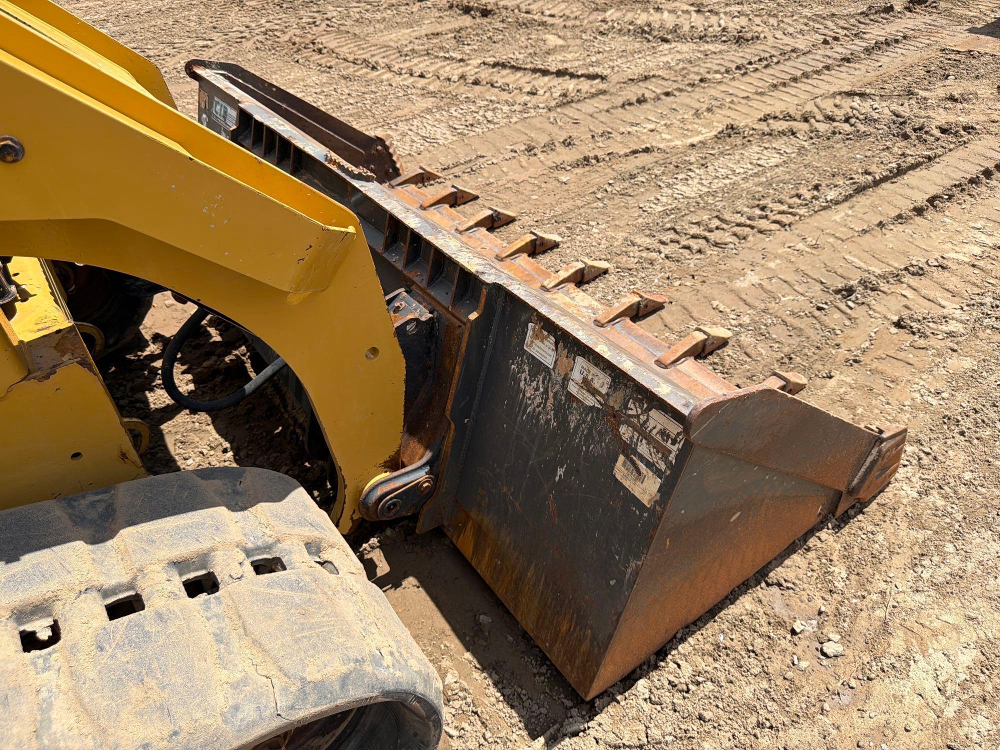 2017 Caterpillar 299D2
