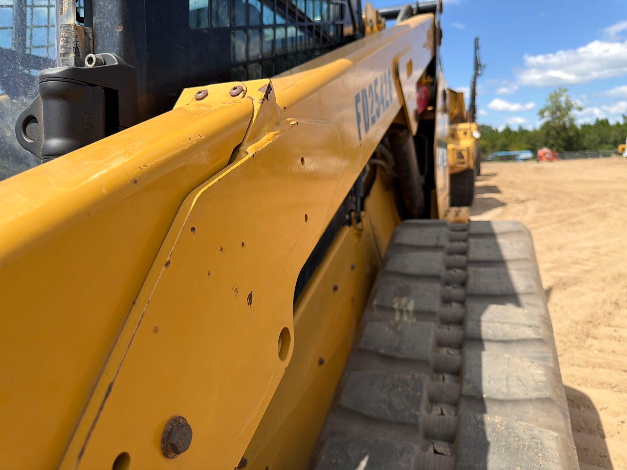 2019 Caterpillar 299D2