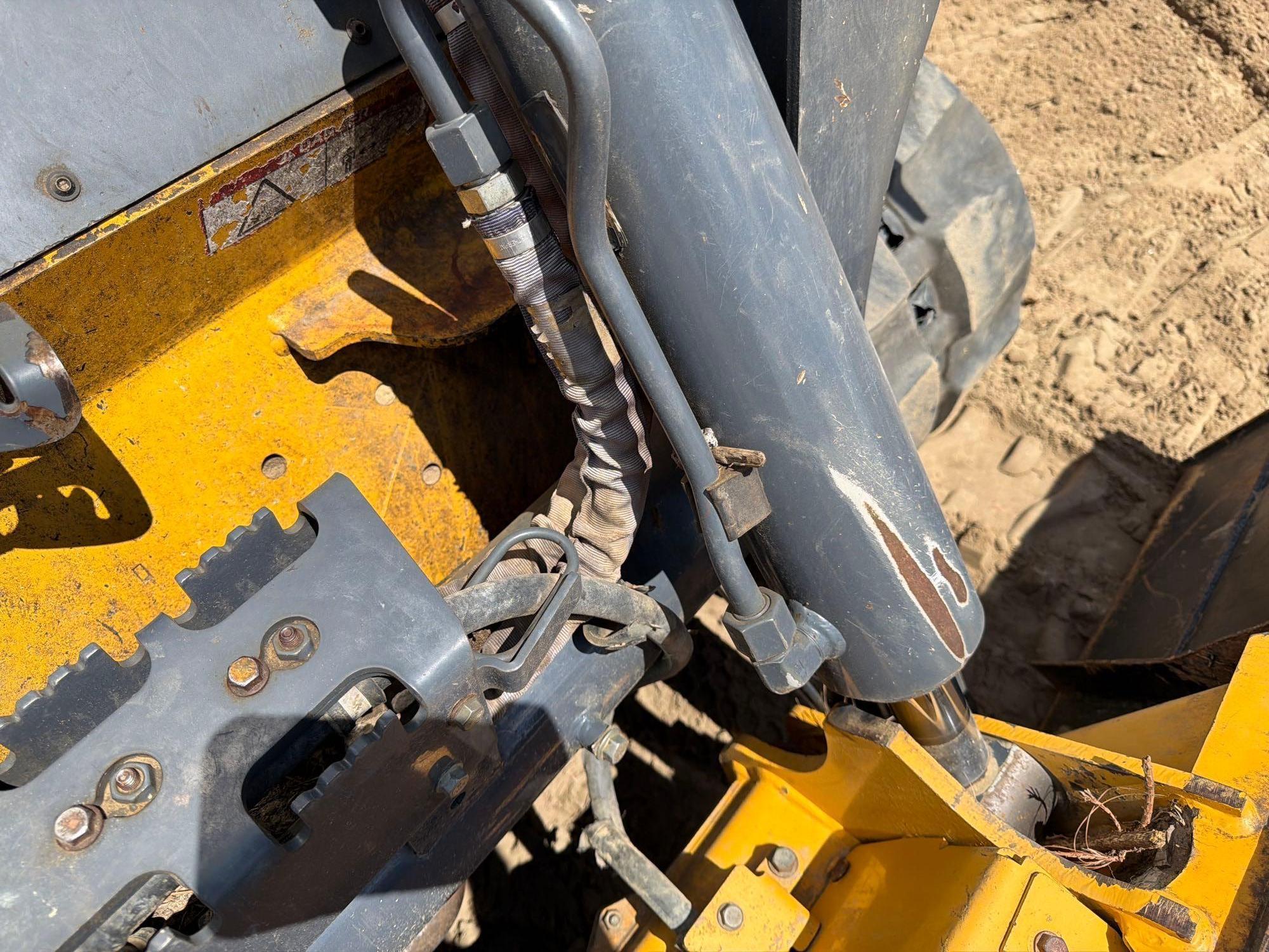 2022 John Deere 333