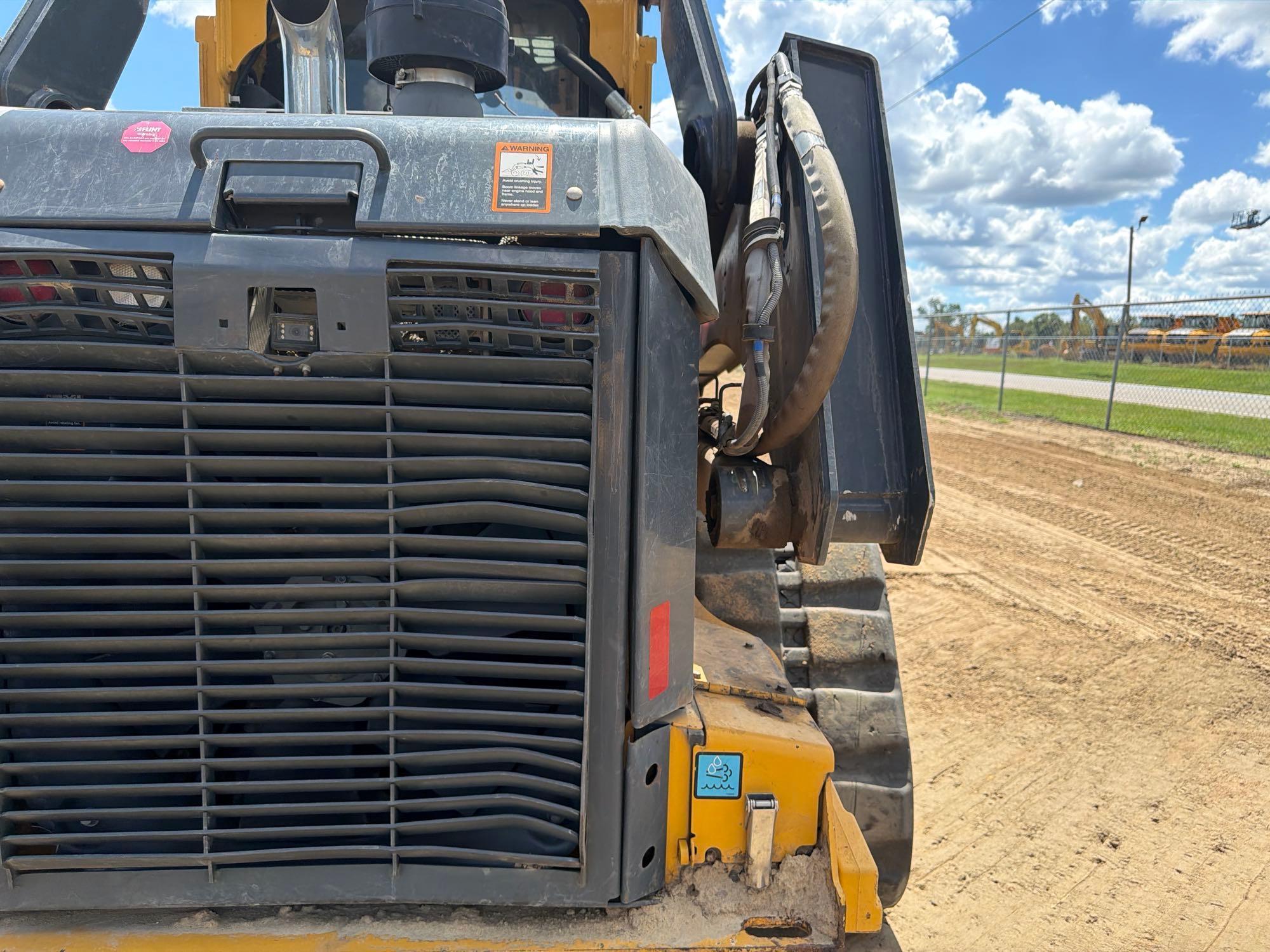 2022 John Deere 333