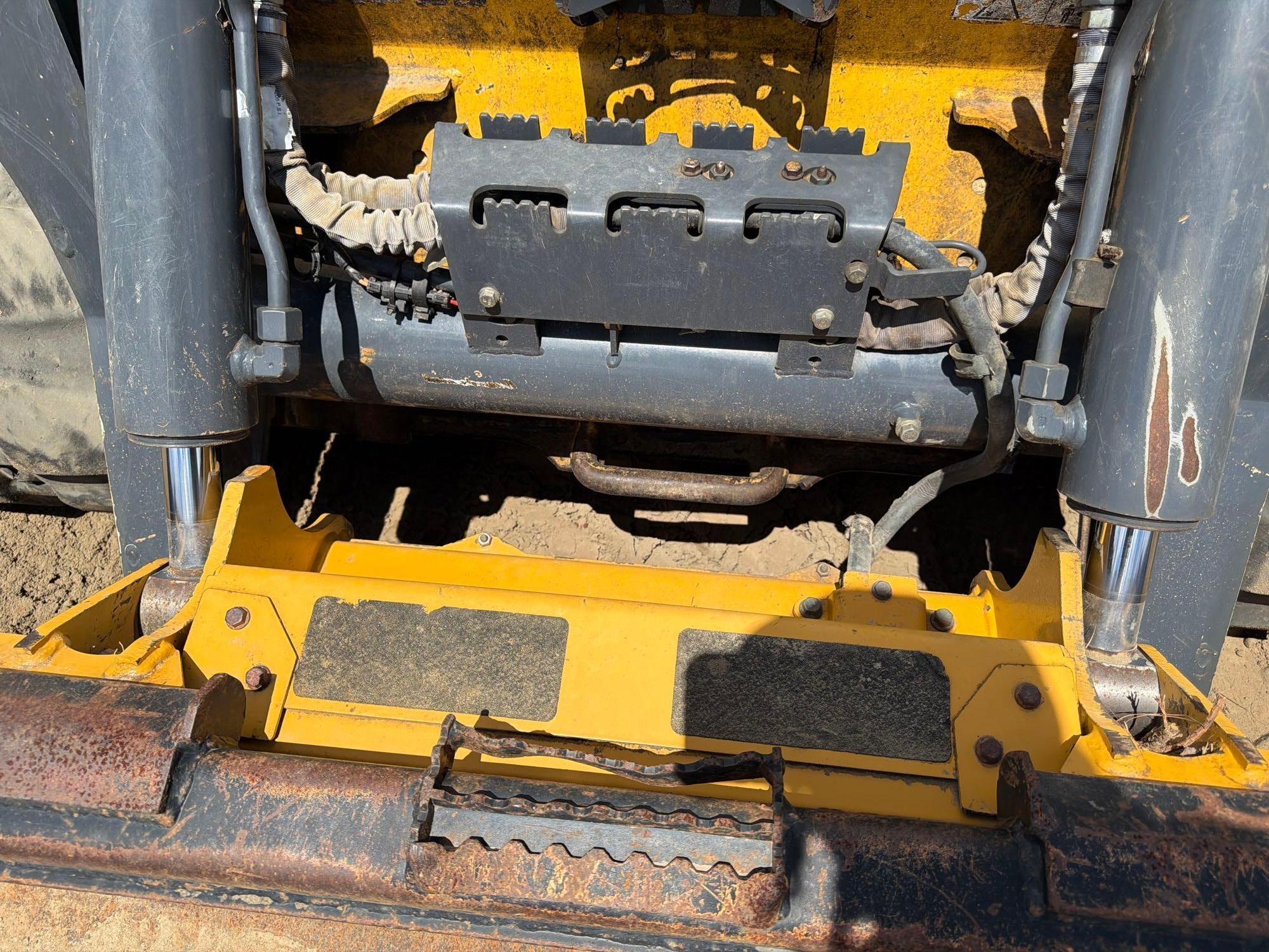 2022 John Deere 333