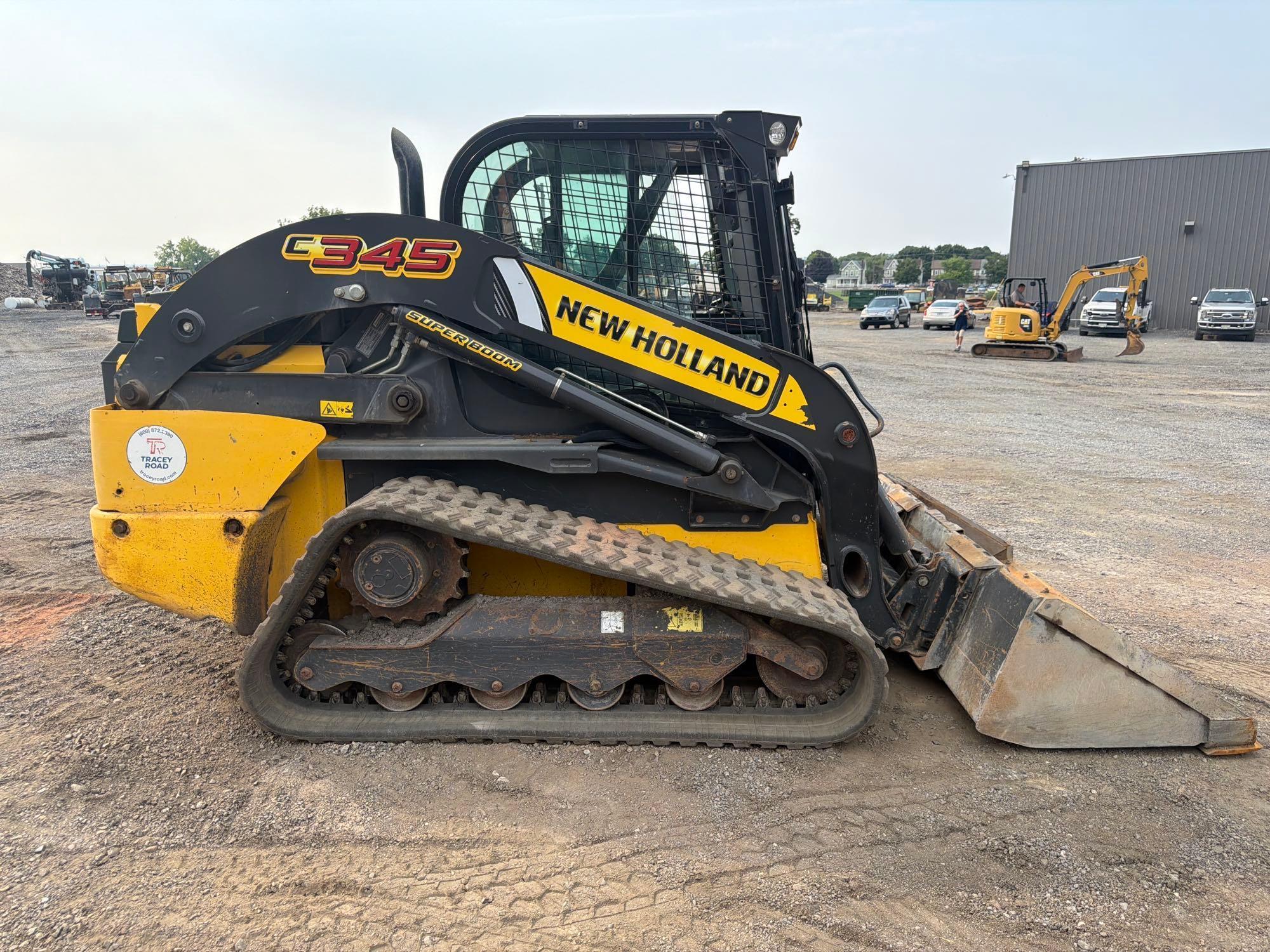 2023 New Holland 345