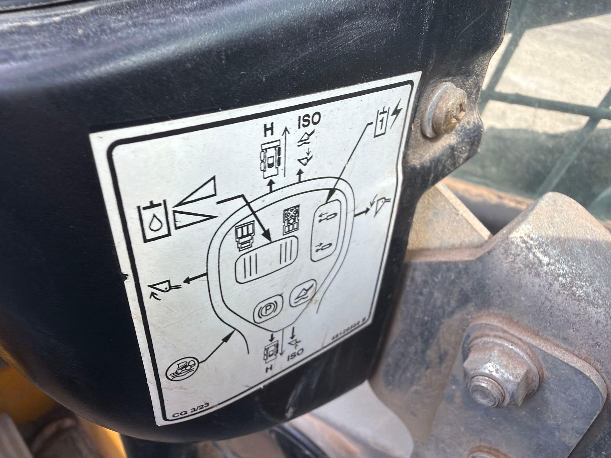 2023 New Holland 337