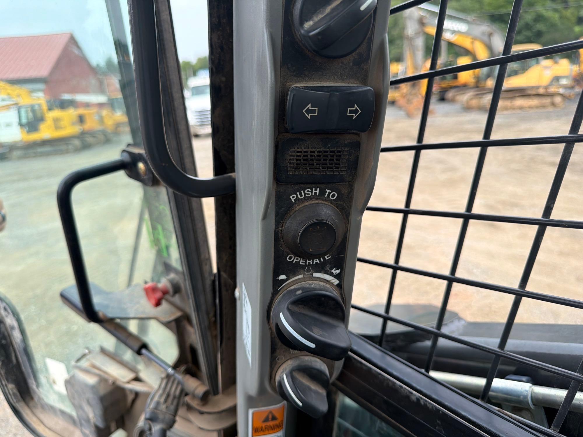 2023 New Holland 337