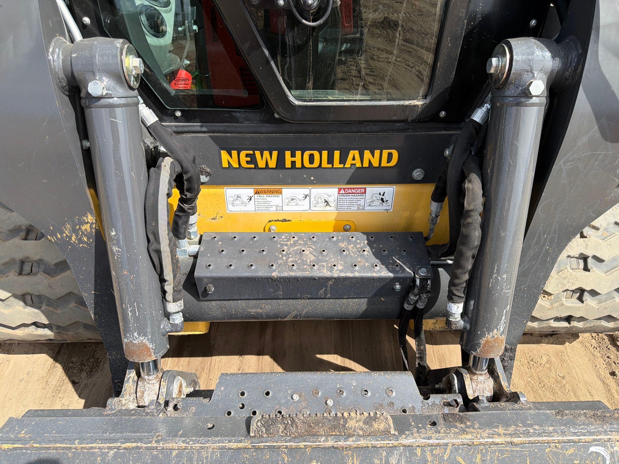 2024 New Holland 332