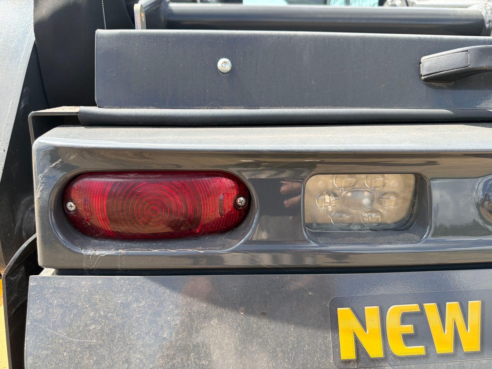 2024 New Holland 332