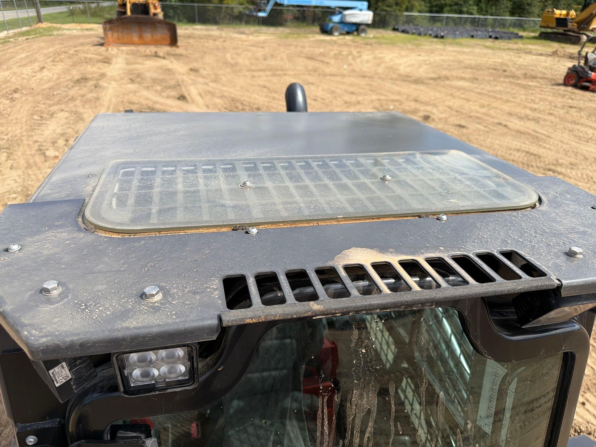 2024 New Holland 332