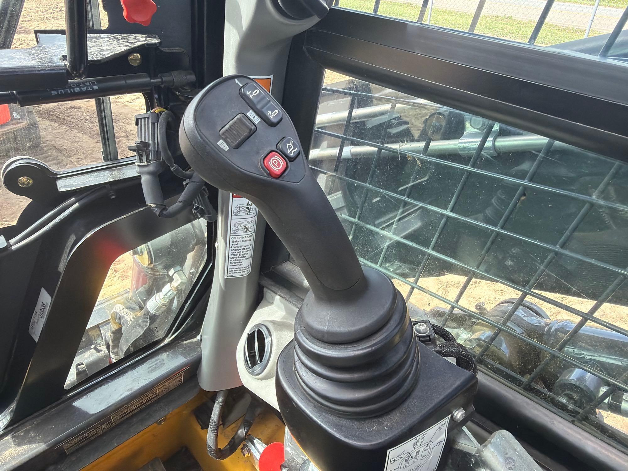 2024 New Holland 332