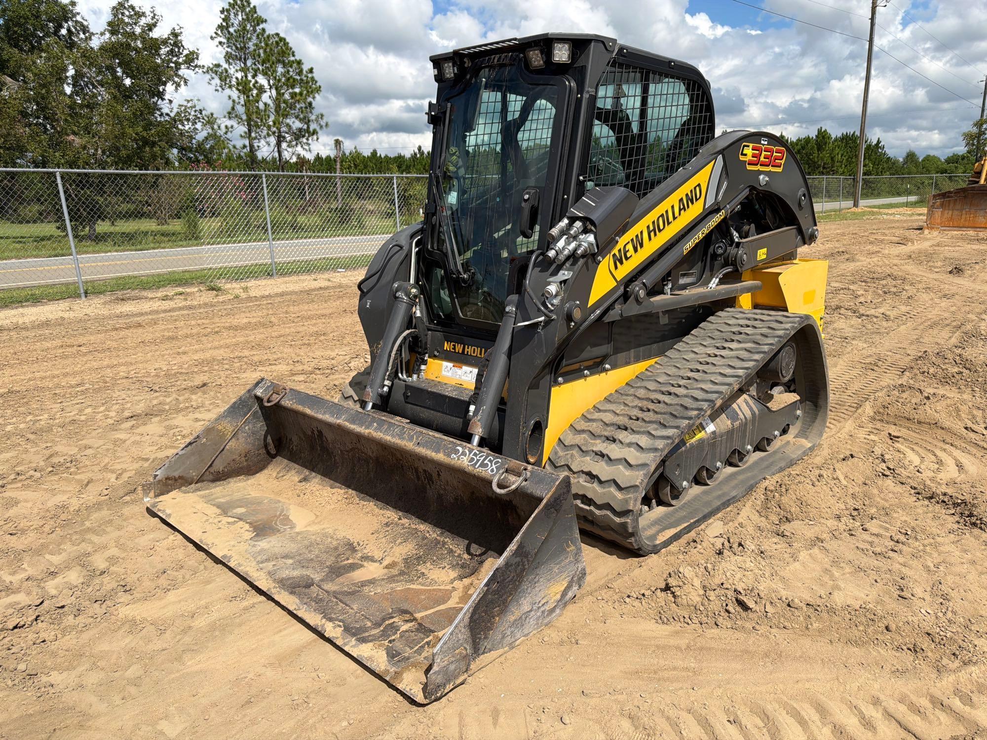 2024 New Holland 332