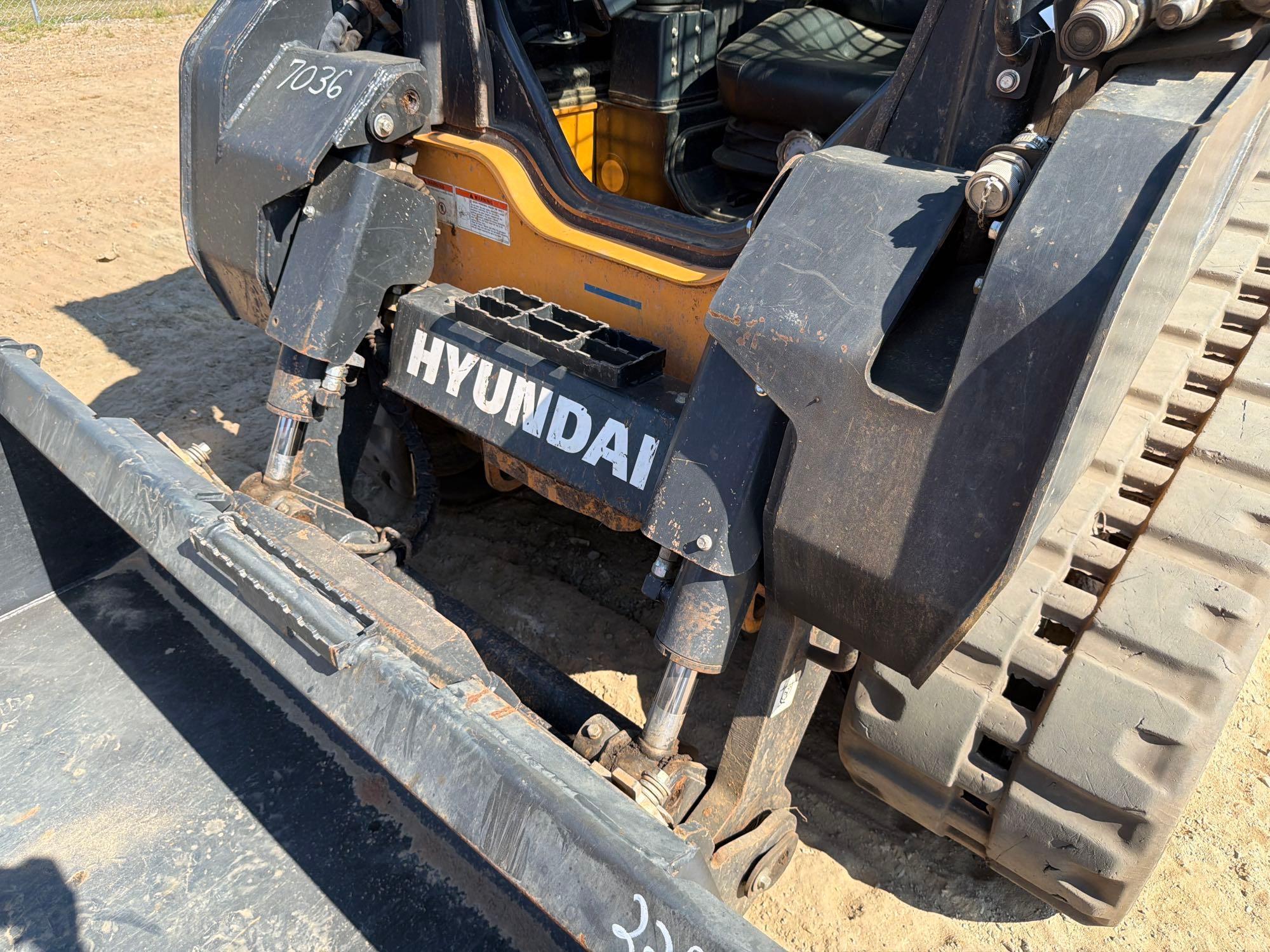 Hyundai HT100