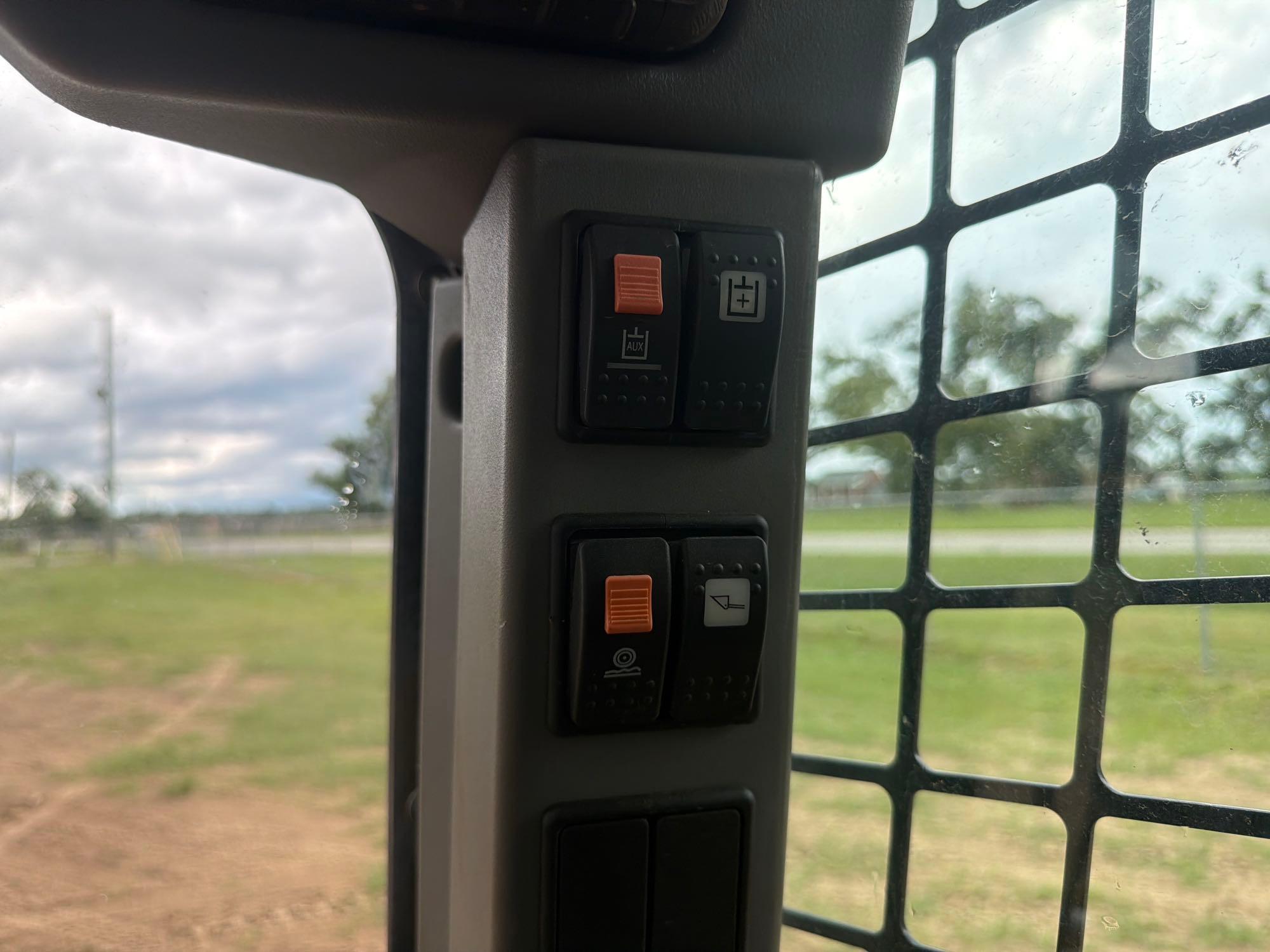 2023 ASV RT75