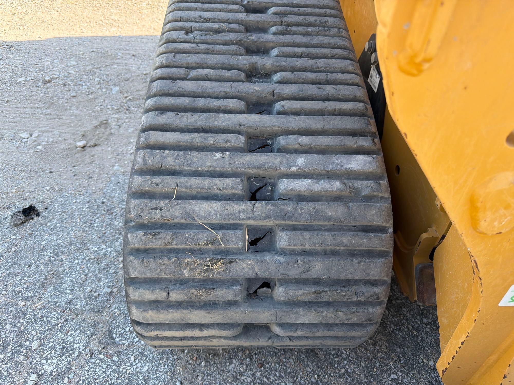 2025 Caterpillar 265
