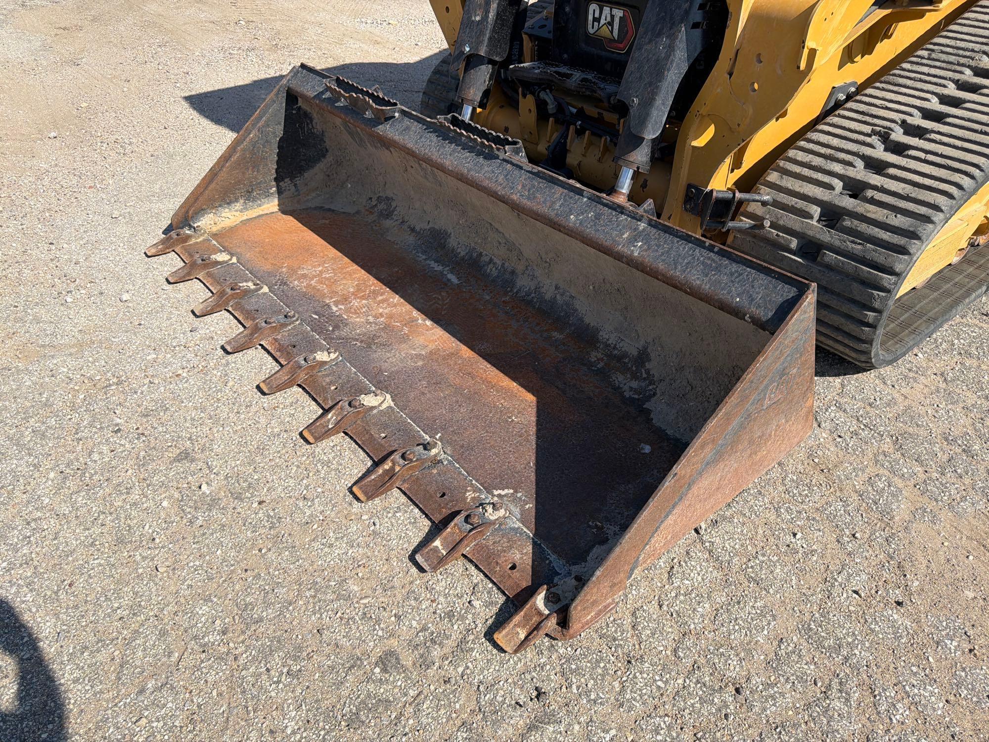 2025 Caterpillar 265