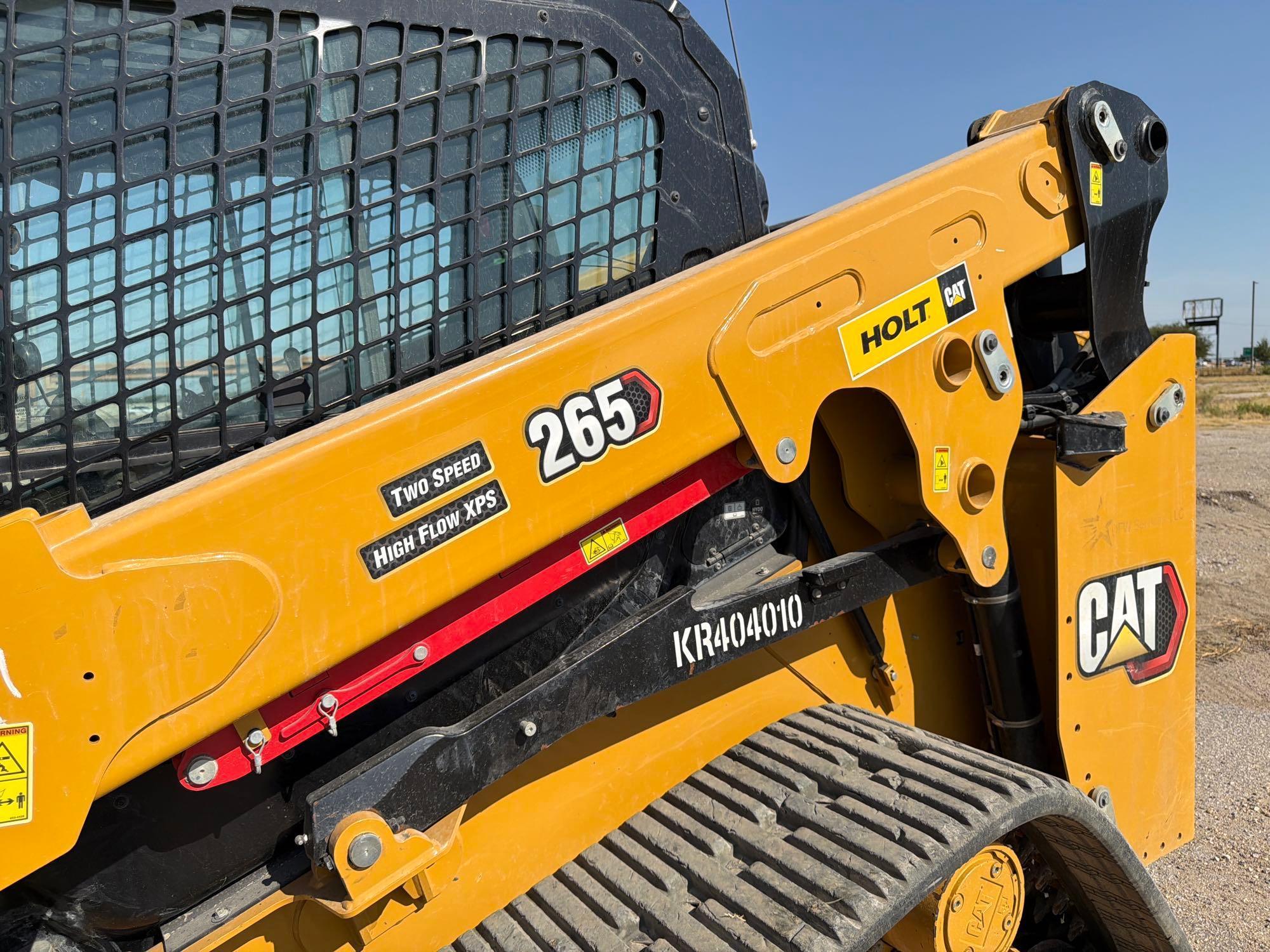2025 Caterpillar 265