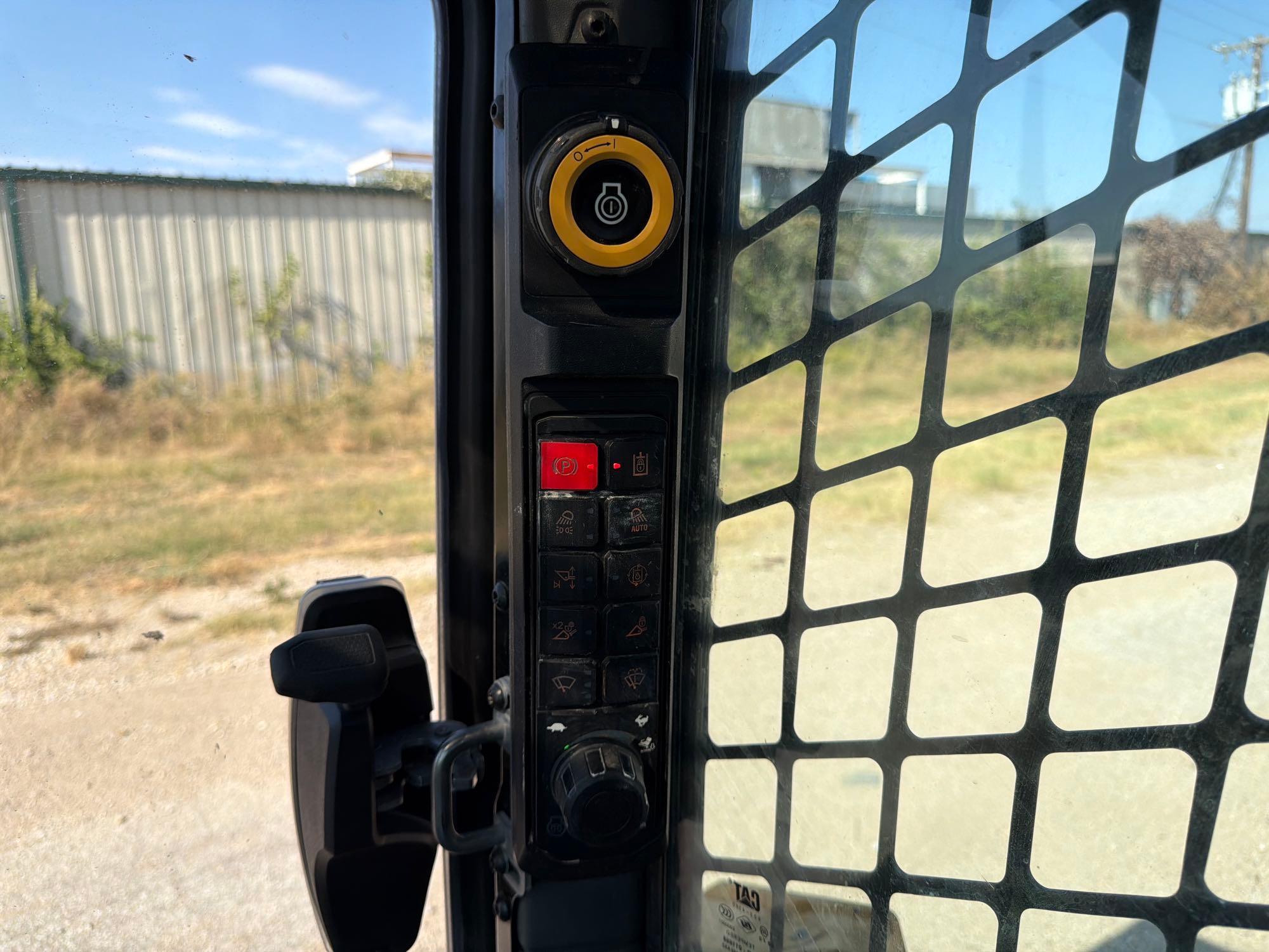 2025 Caterpillar 265