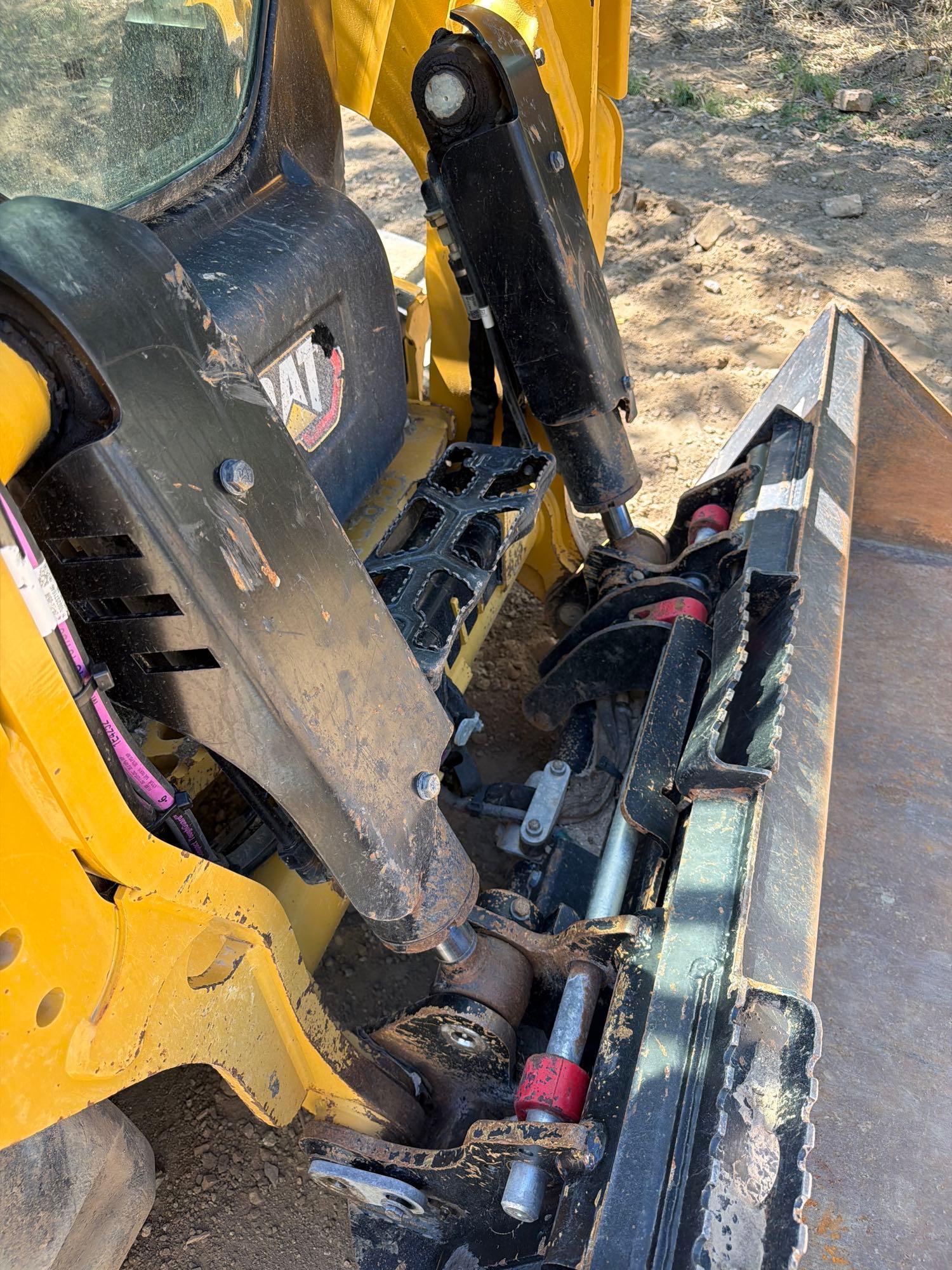 Caterpillar 265