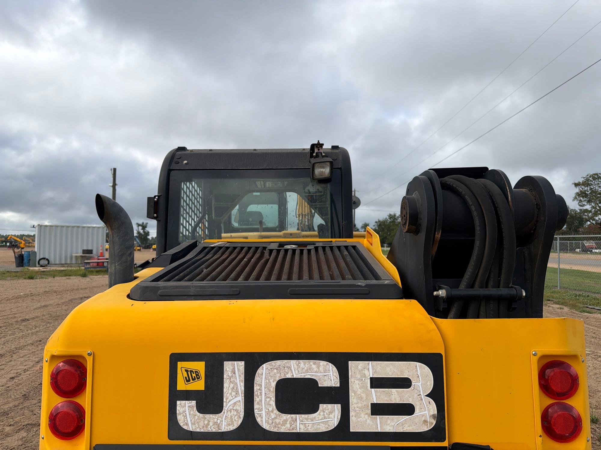 2018 JCB 300T