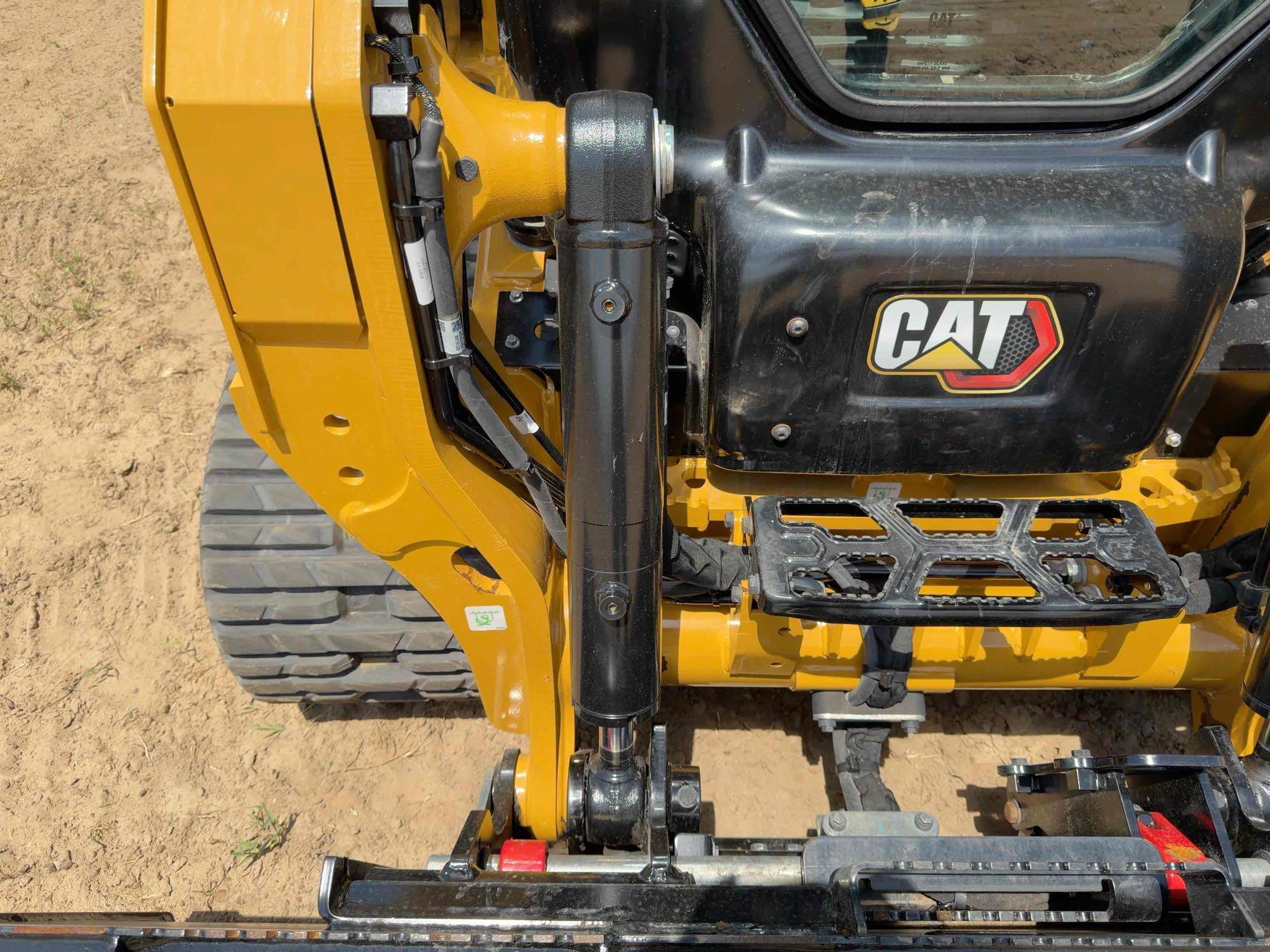 2025 Caterpillar 255