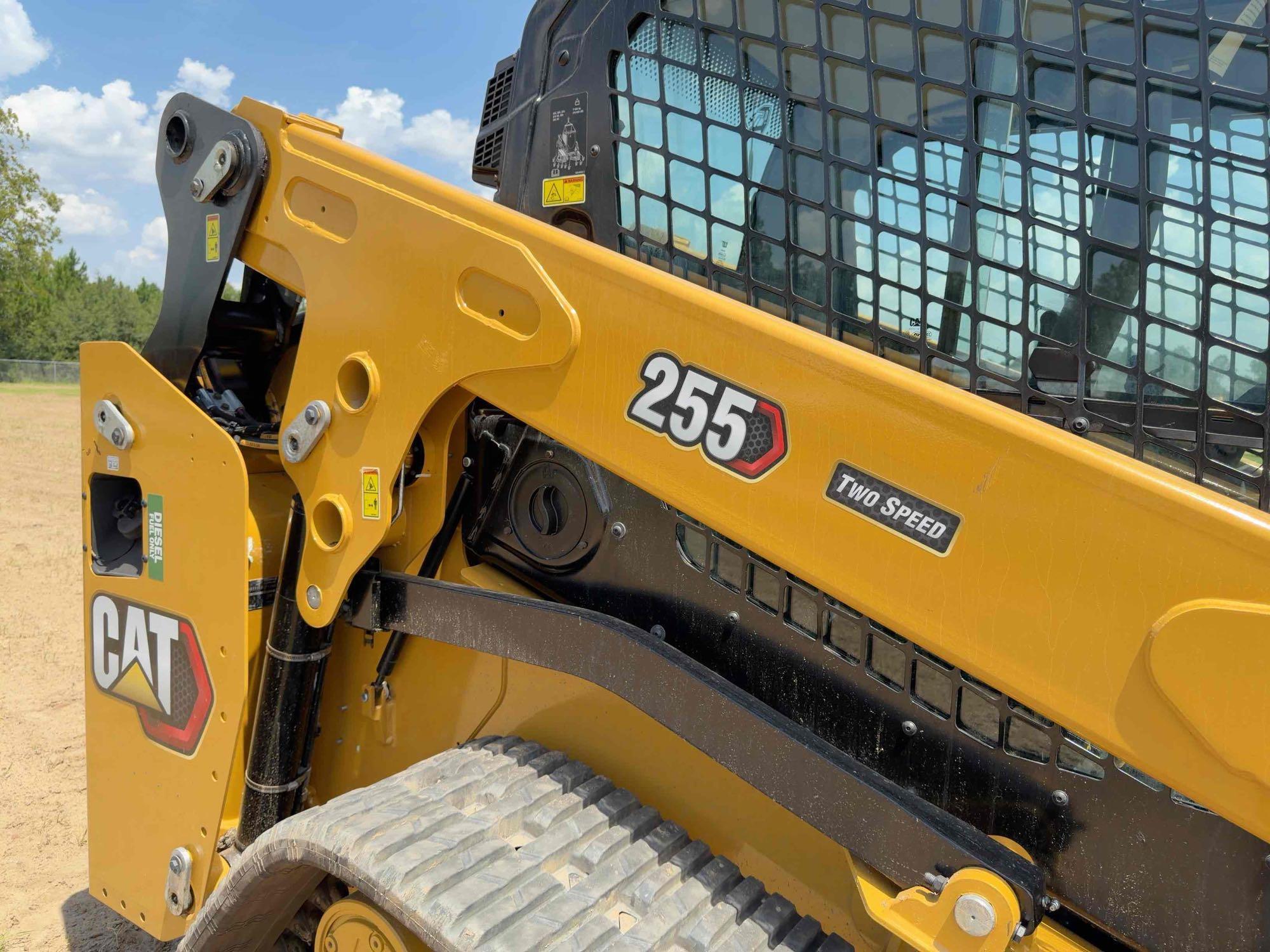 2025 Caterpillar 255