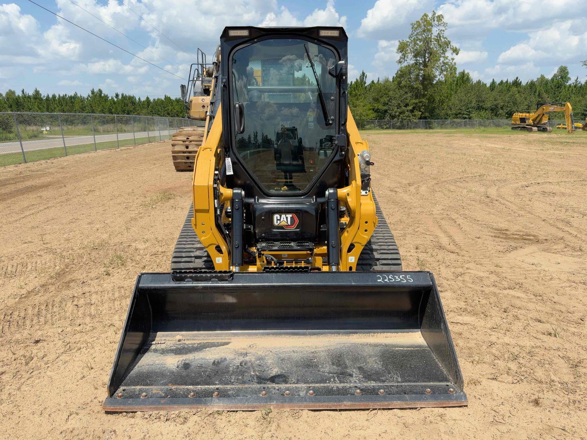2025 Caterpillar 255