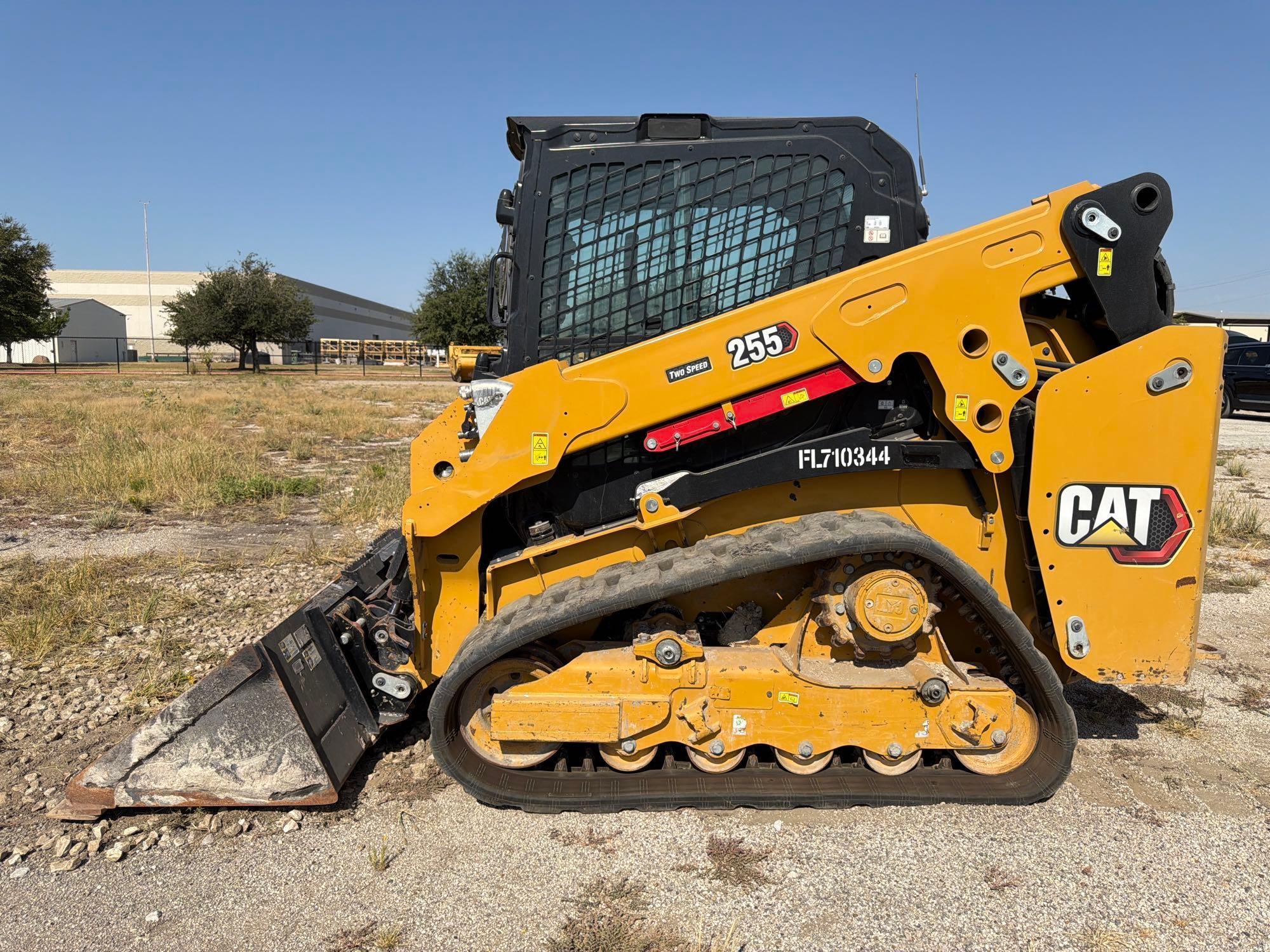 2025 Caterpillar 255