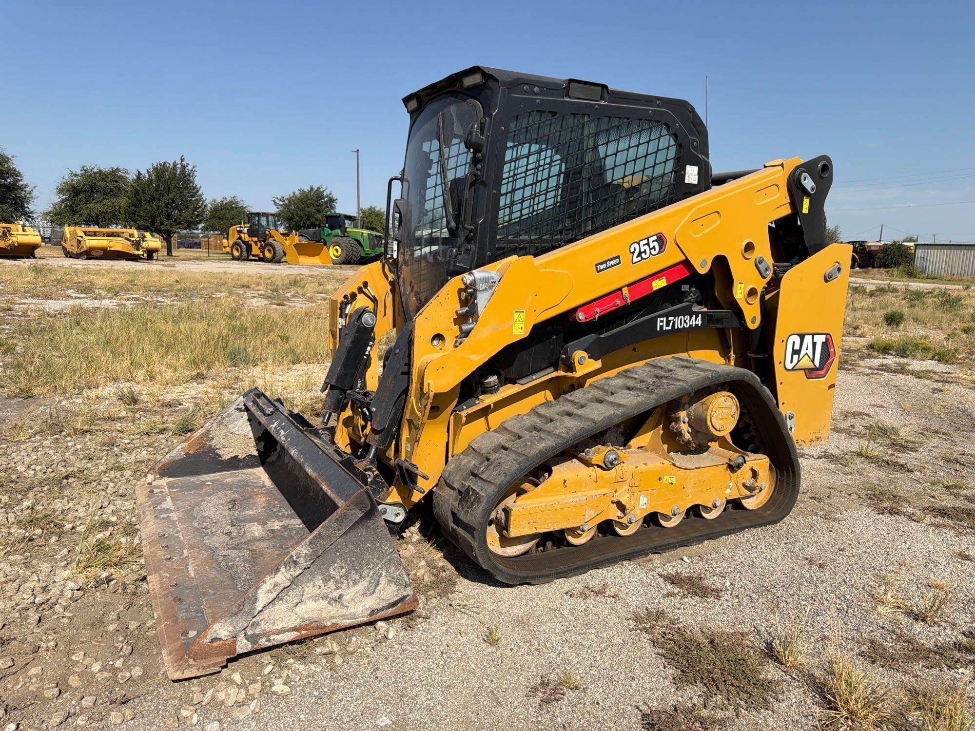2025 Caterpillar 255