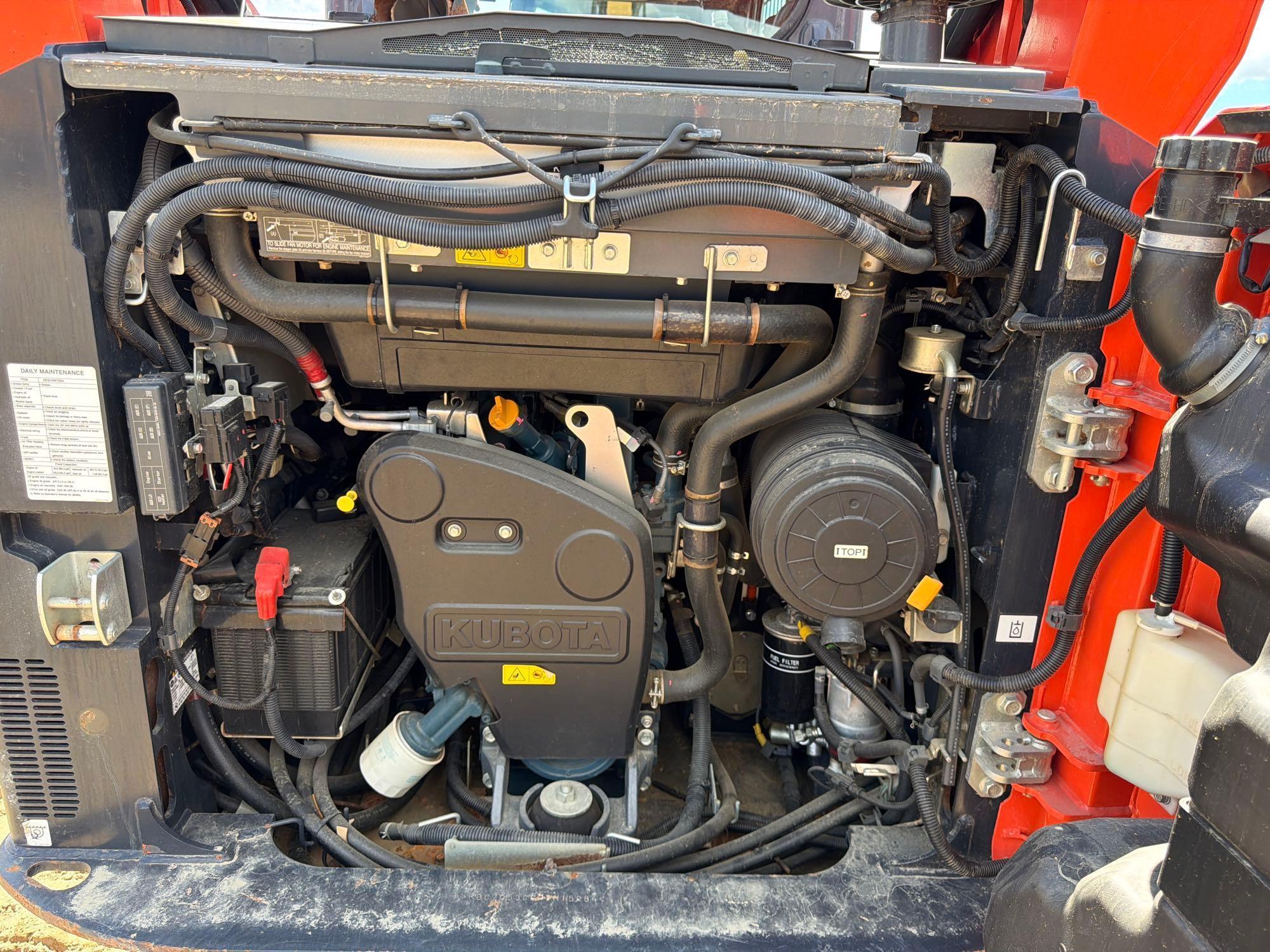 Kubota 753