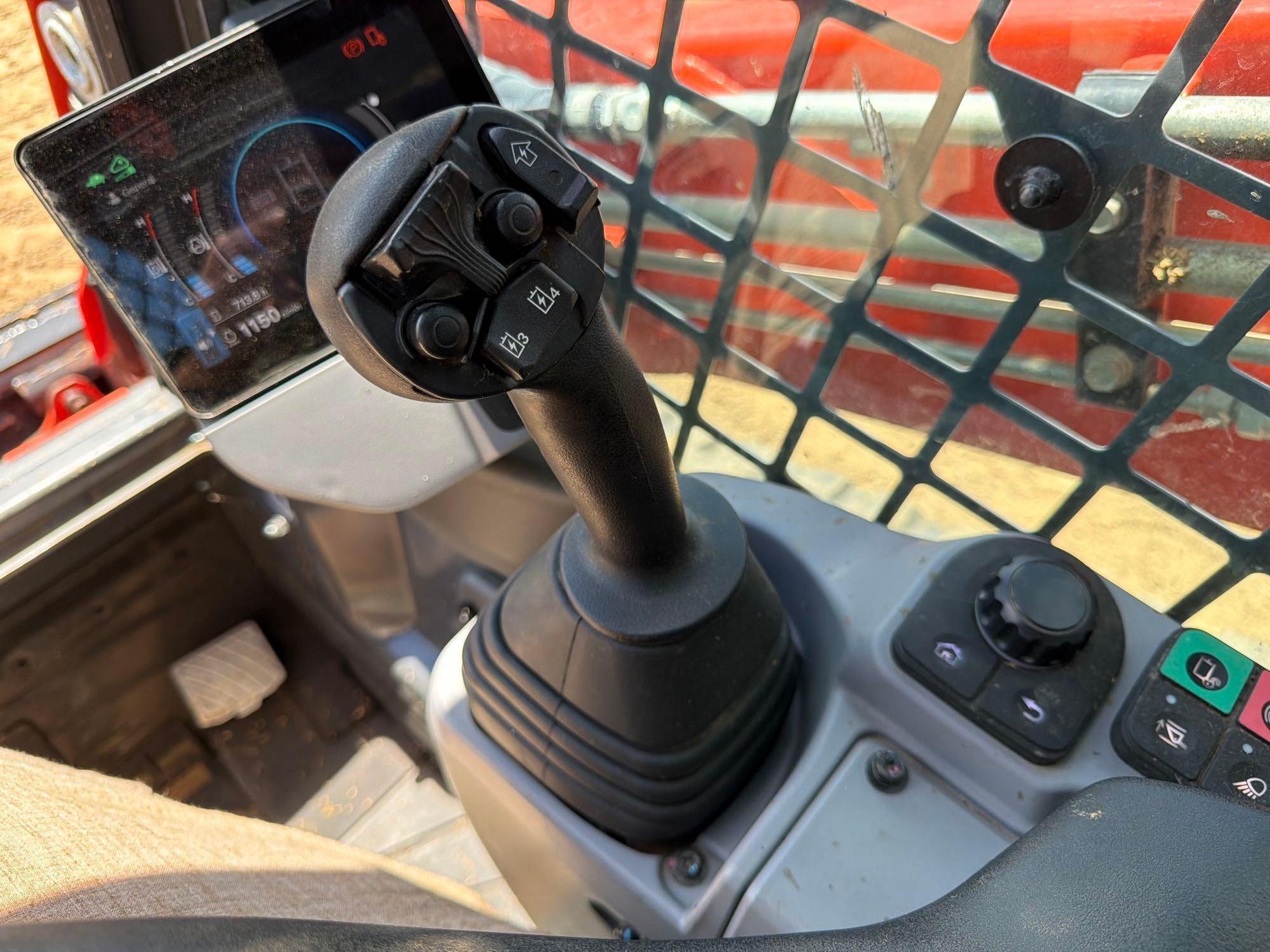 Kubota 753