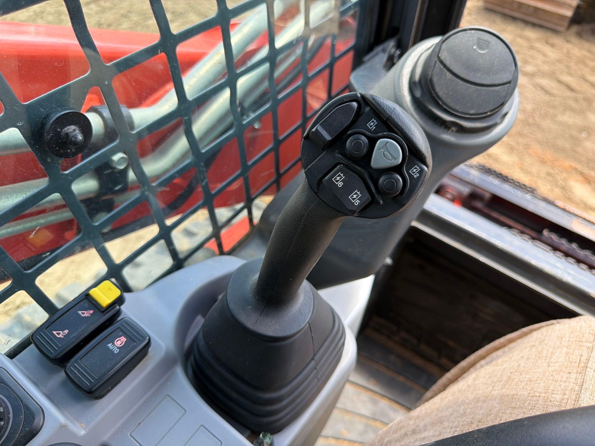 Kubota 753