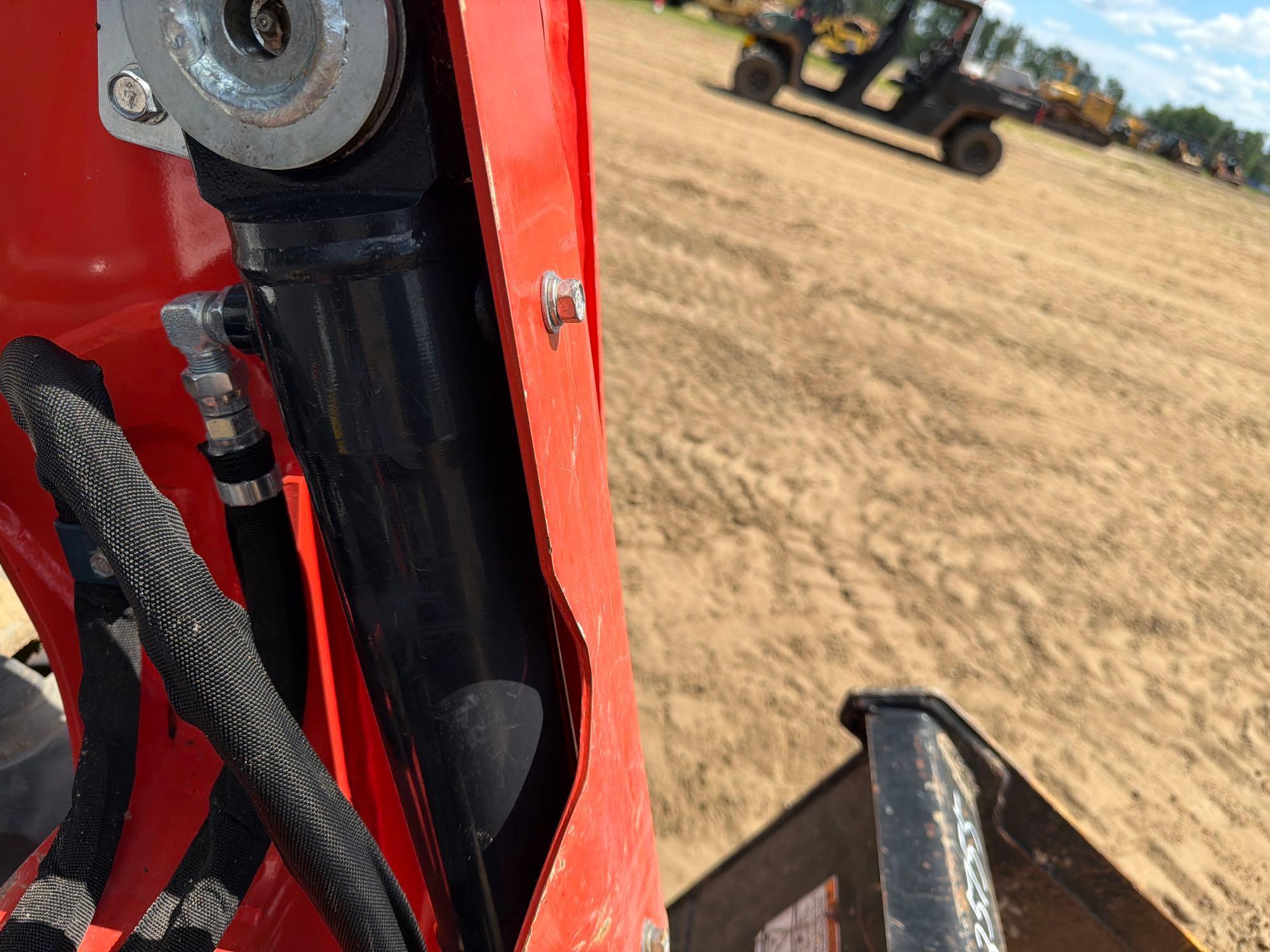 2022 Kubota 752