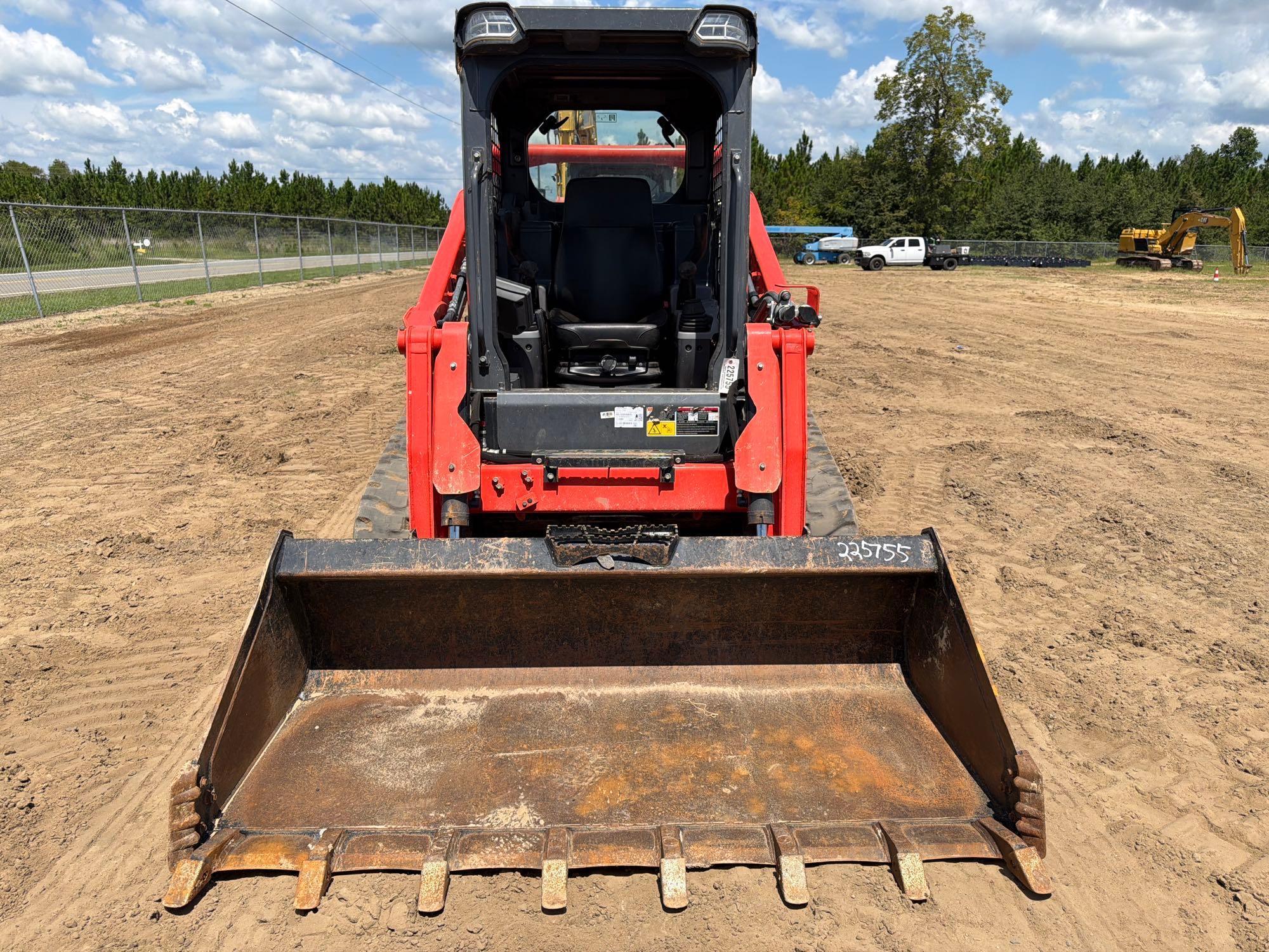 2022 Kubota 752