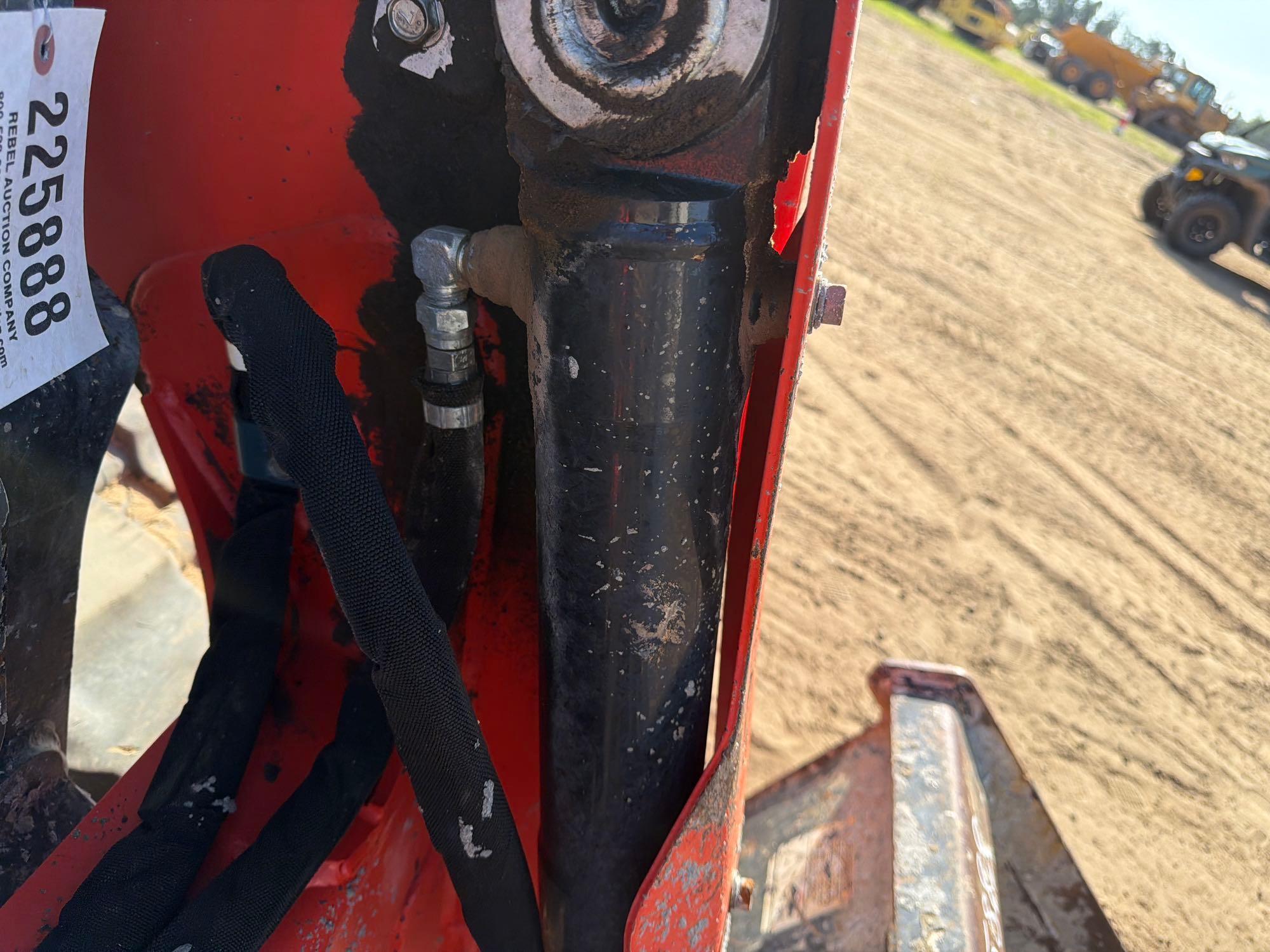 Kubota 753
