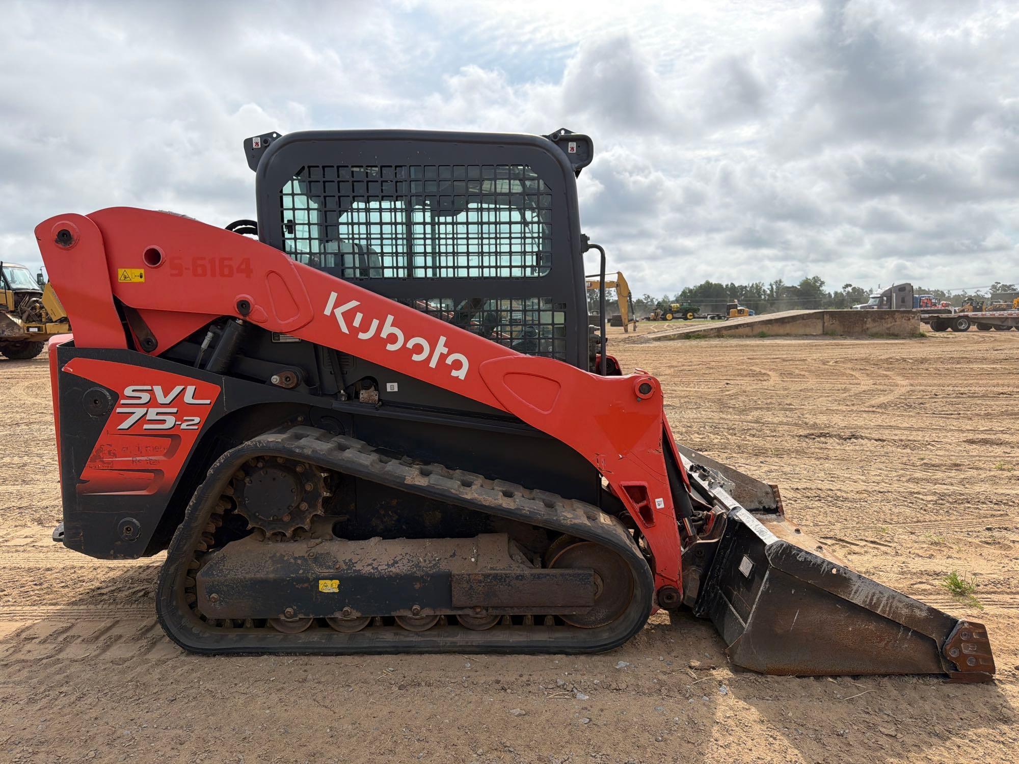 2022 Kubota 752