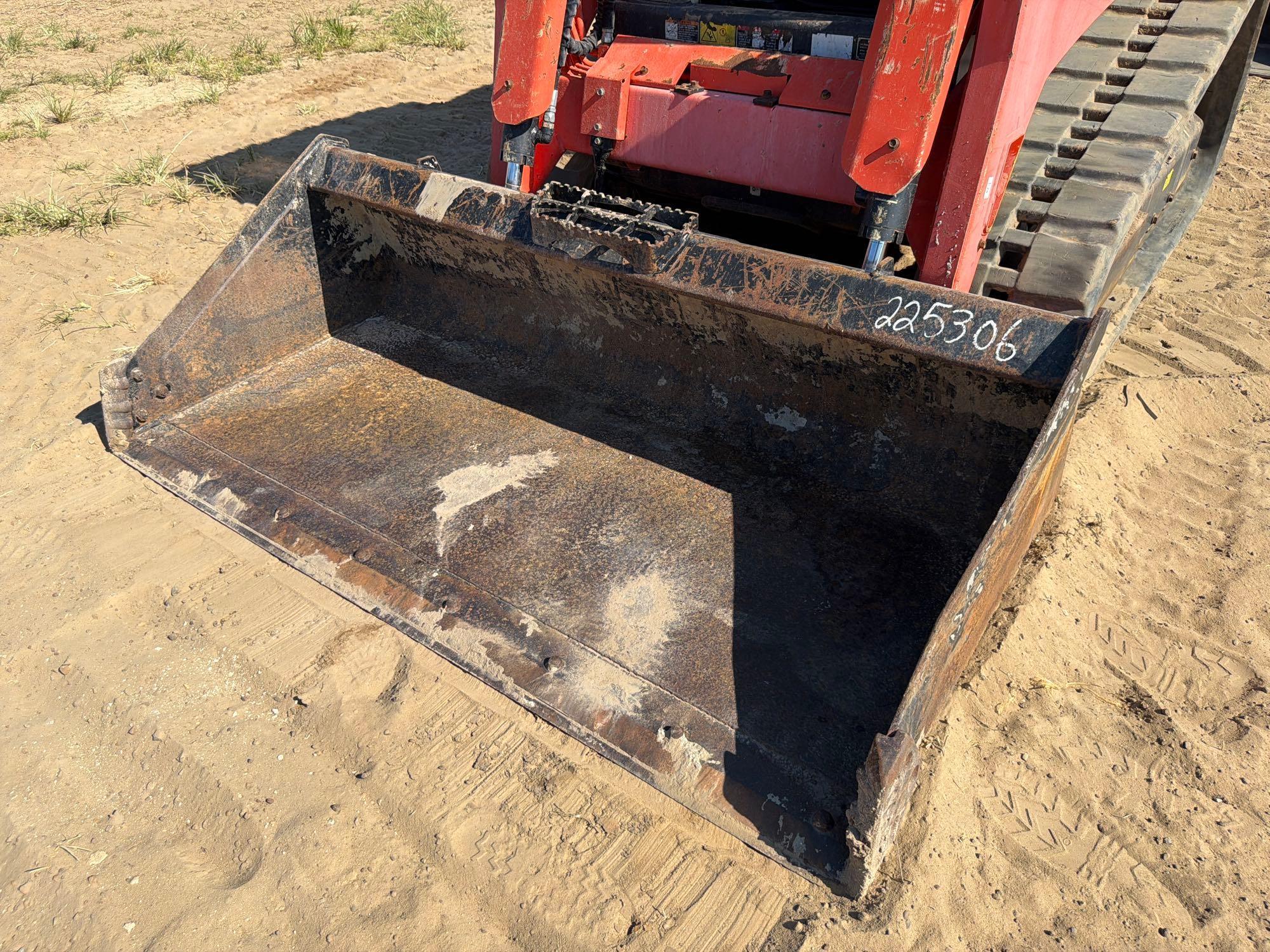 2017 Kubota SVL75-2