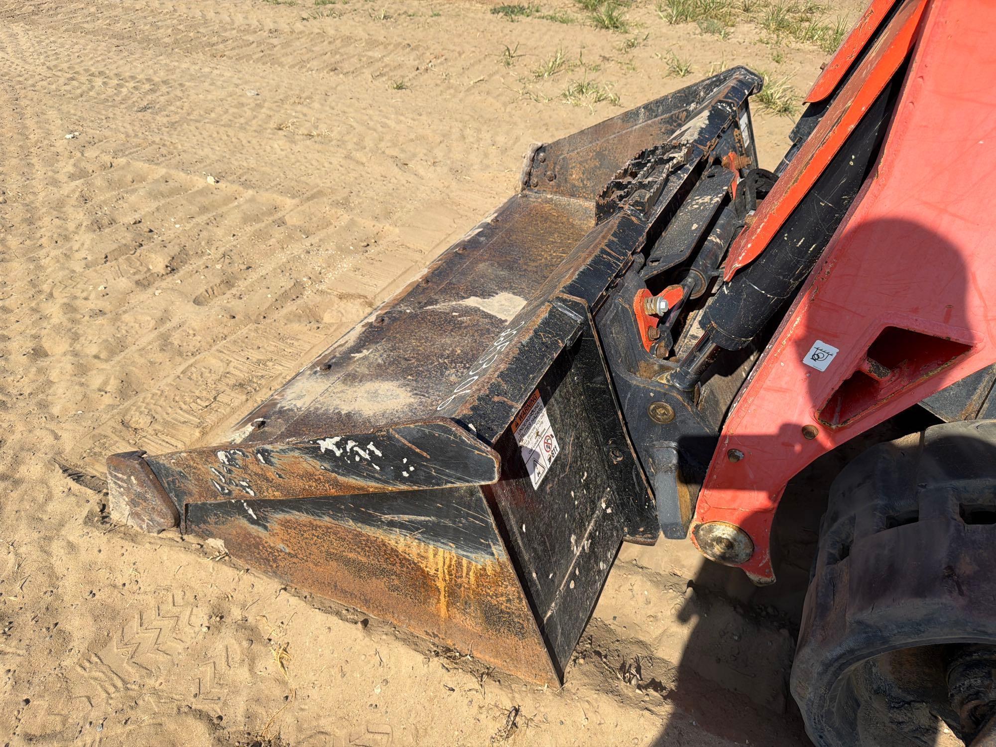 2017 Kubota SVL75-2
