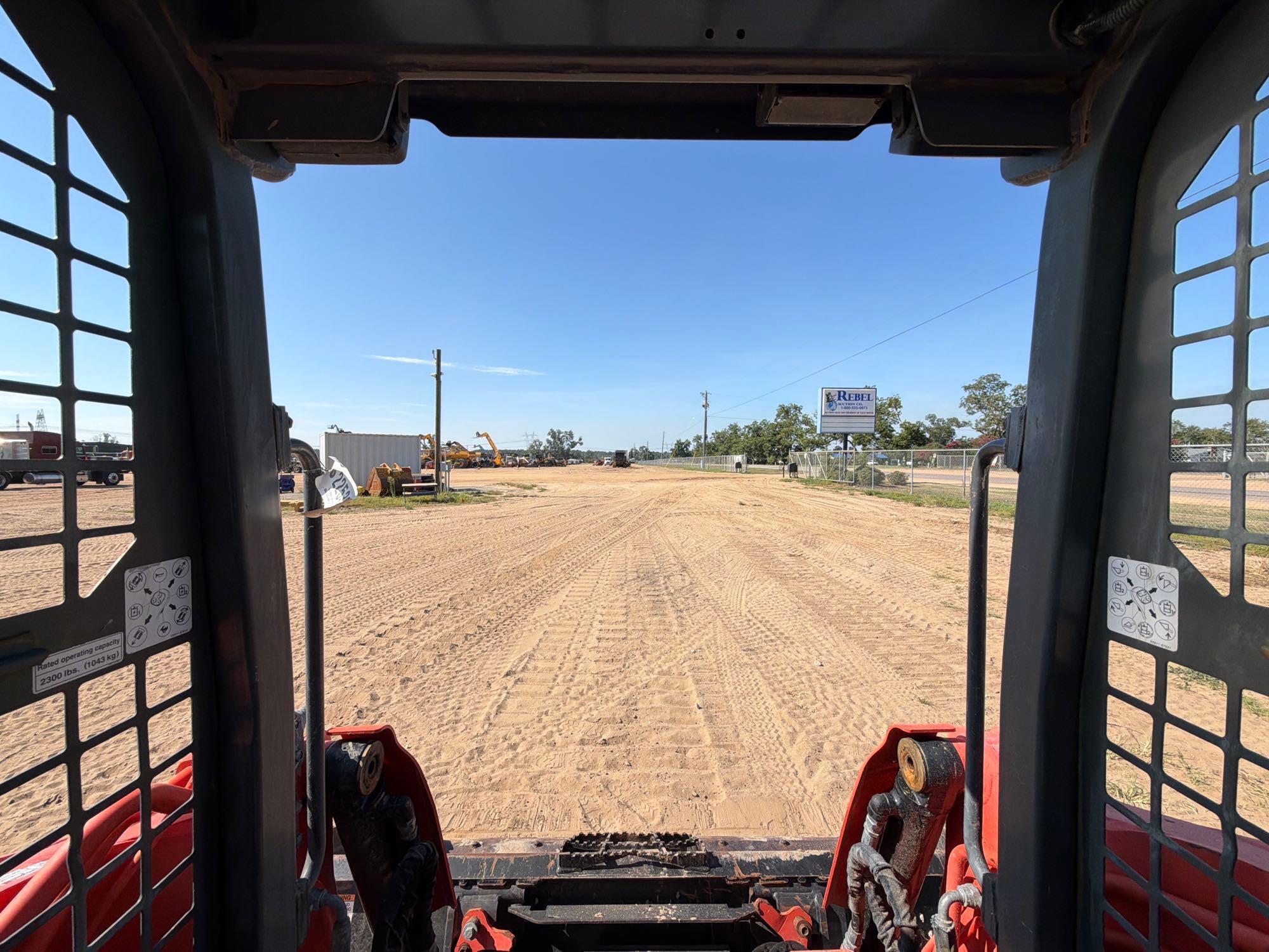 2017 Kubota SVL75-2