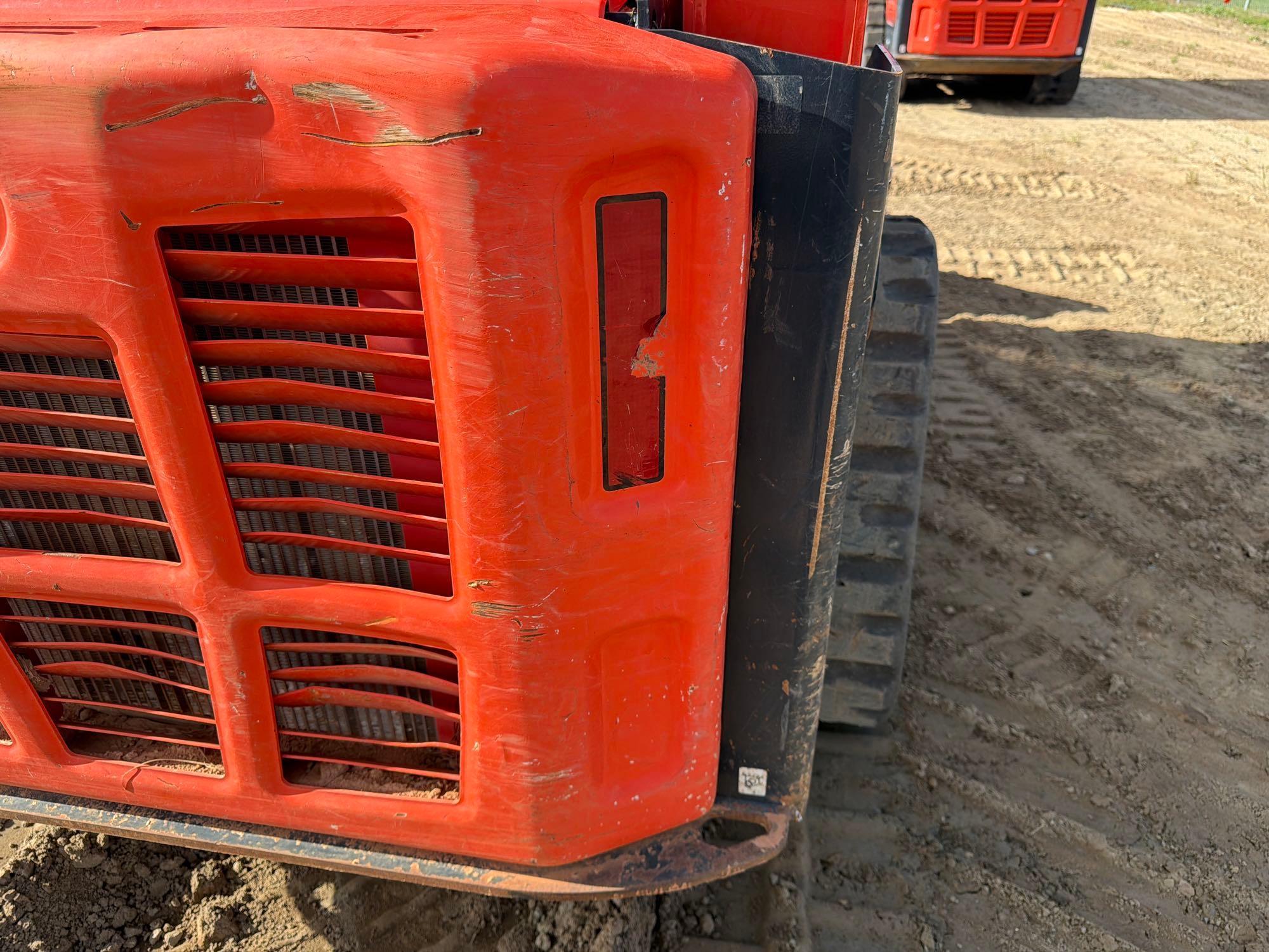 2023 Kubota 752