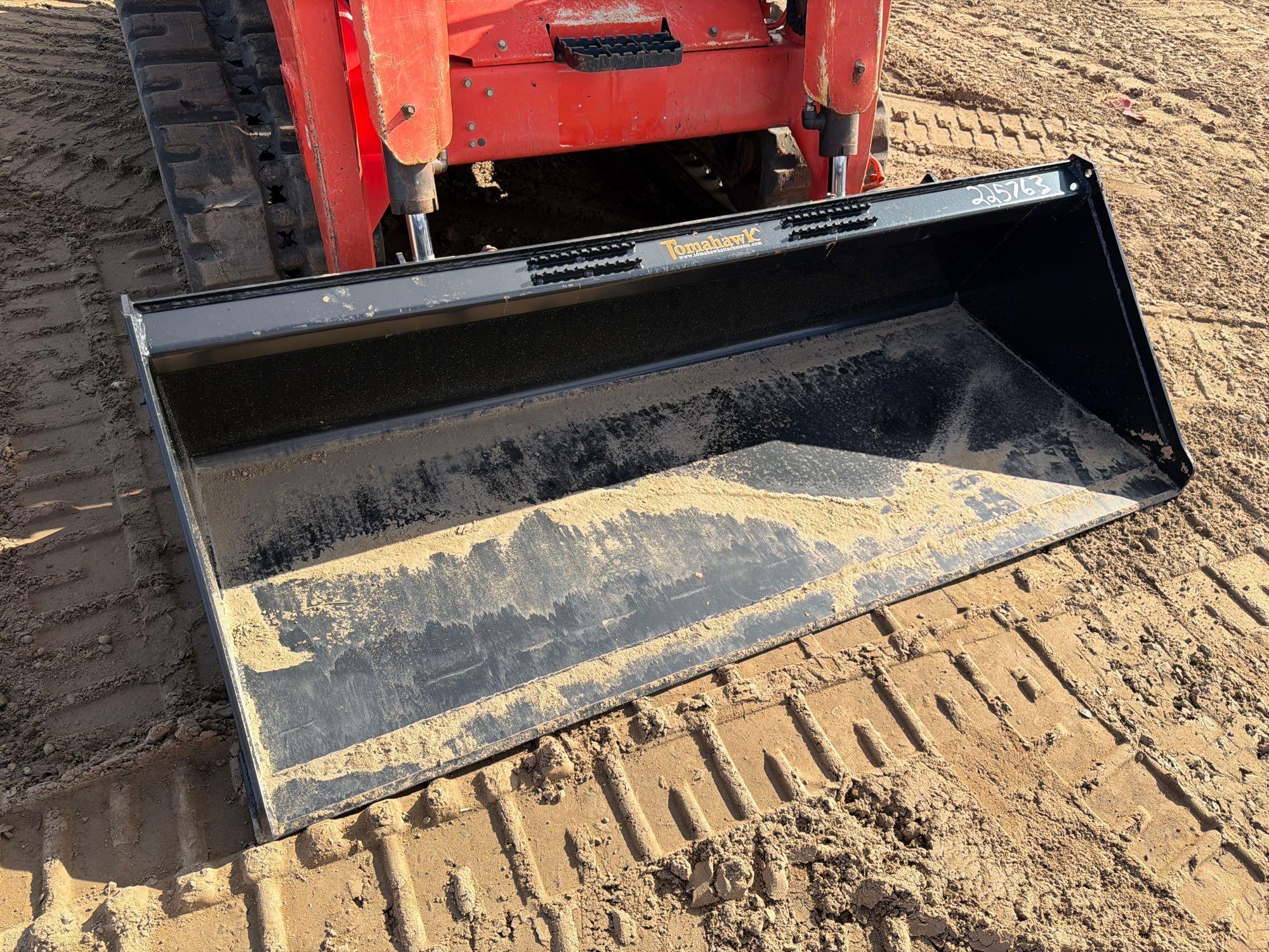 2023 Kubota 752