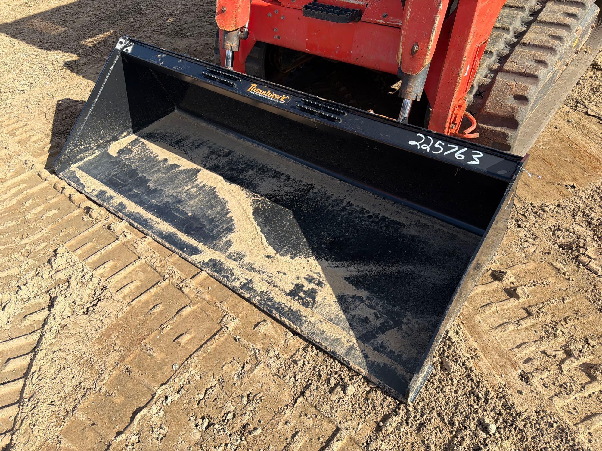 2023 Kubota 752