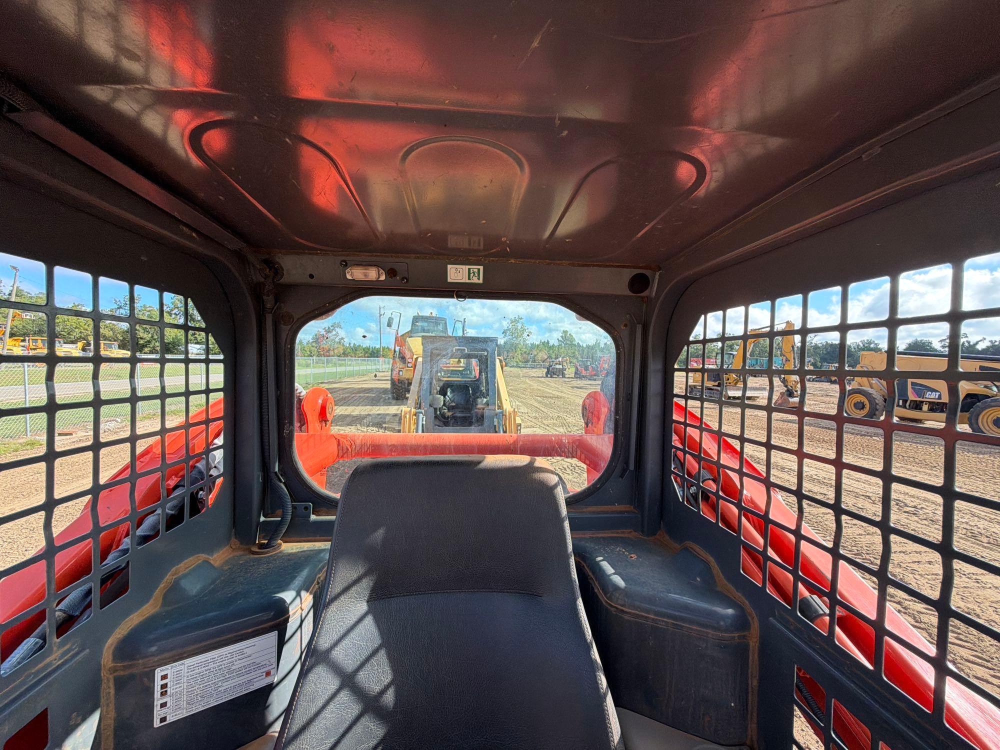2023 Kubota 752