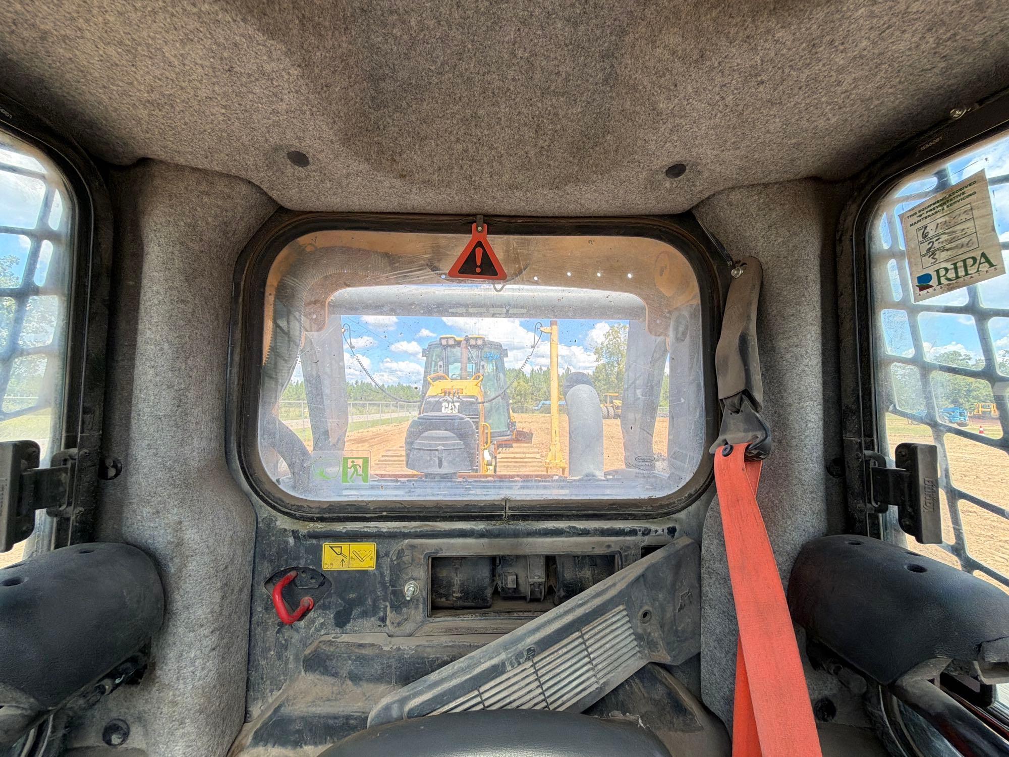 2020 John Deere 325G