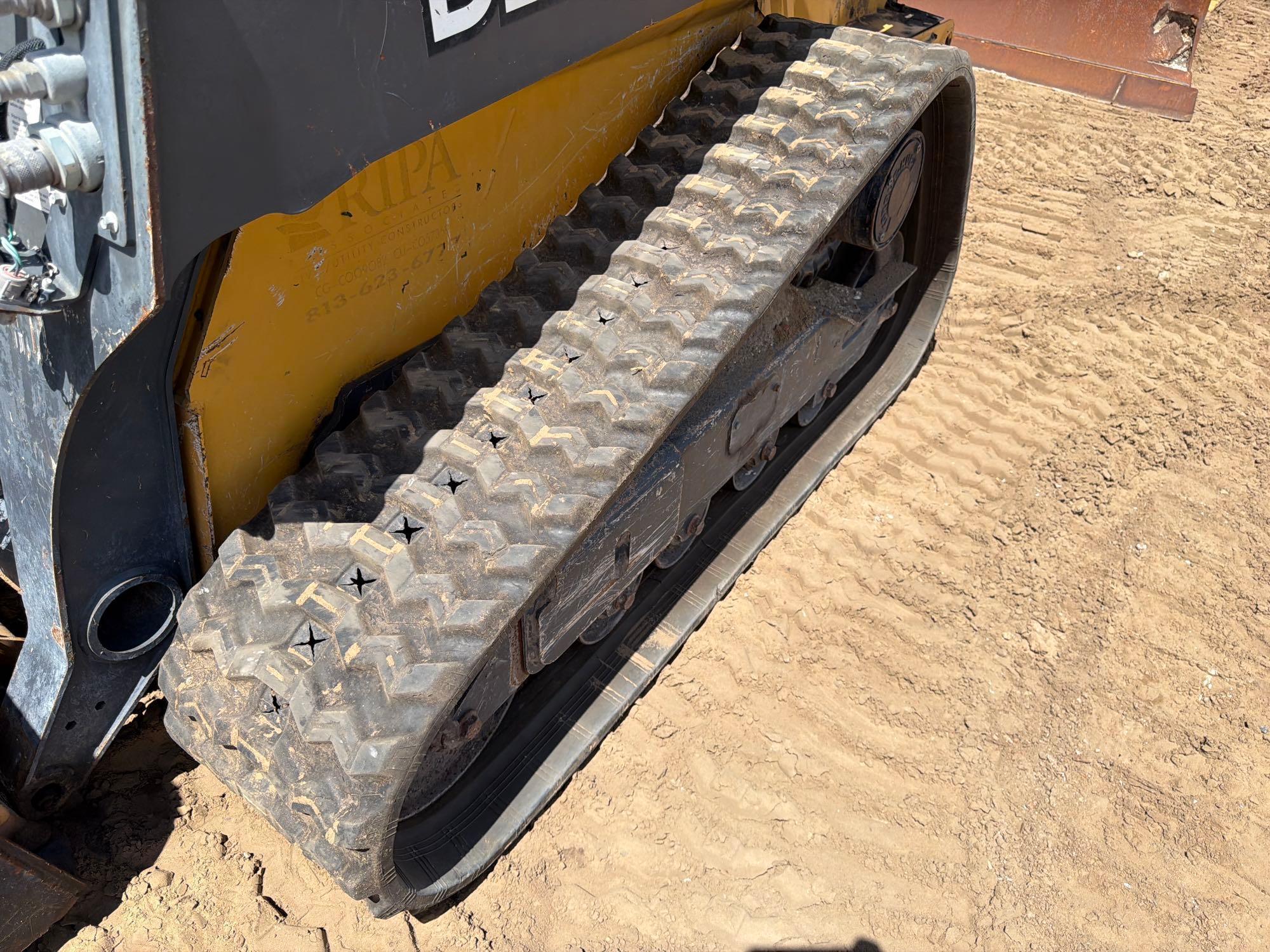 2020 John Deere 325G