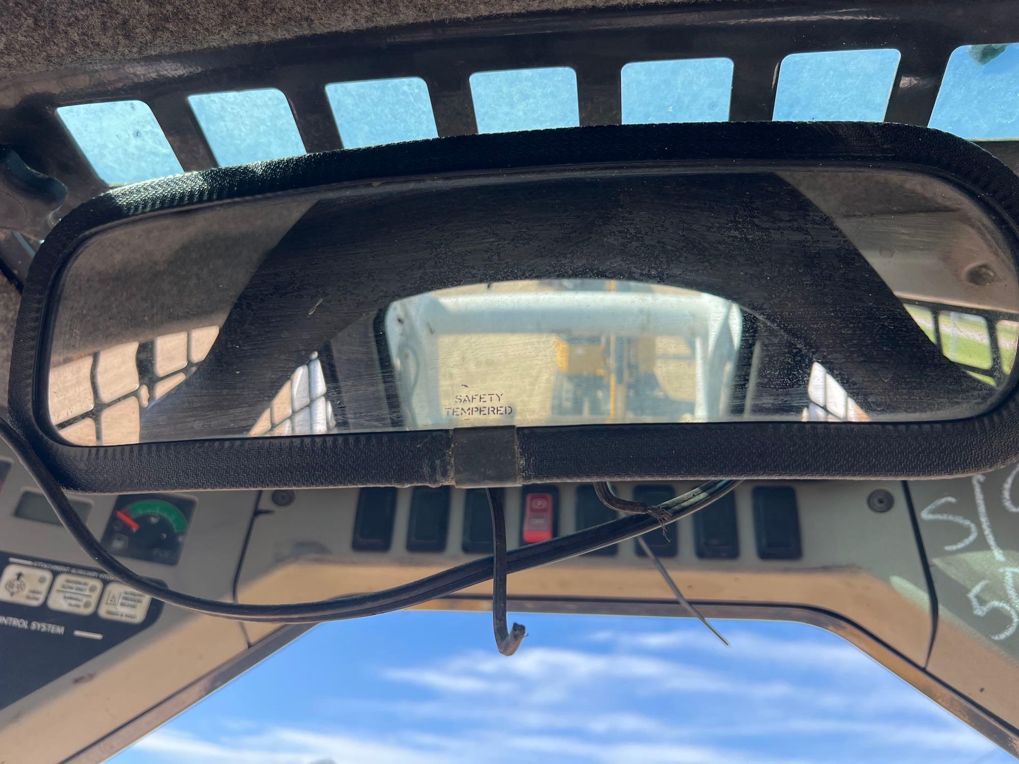 2005 Bobcat T300