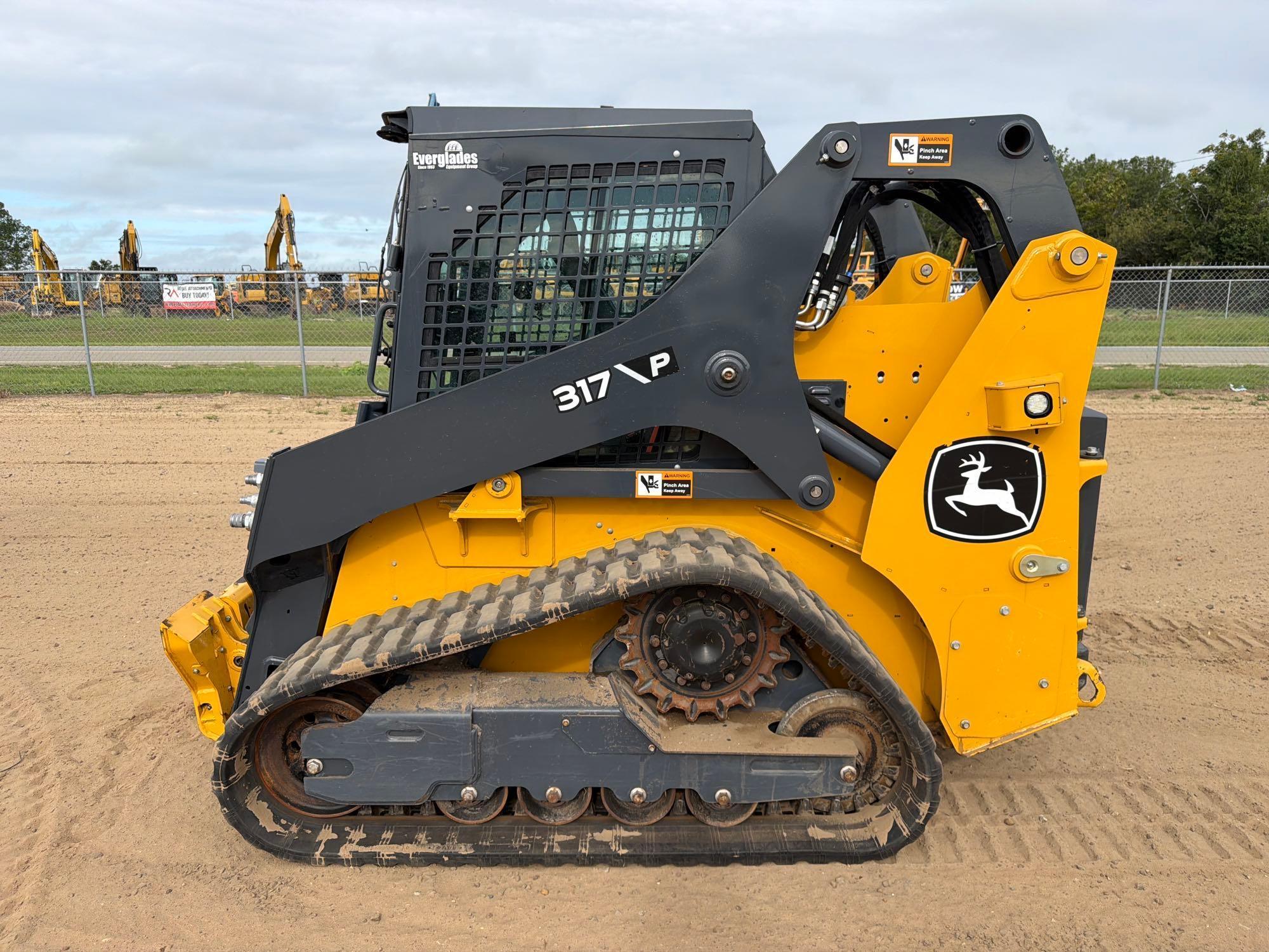 John Deere 317