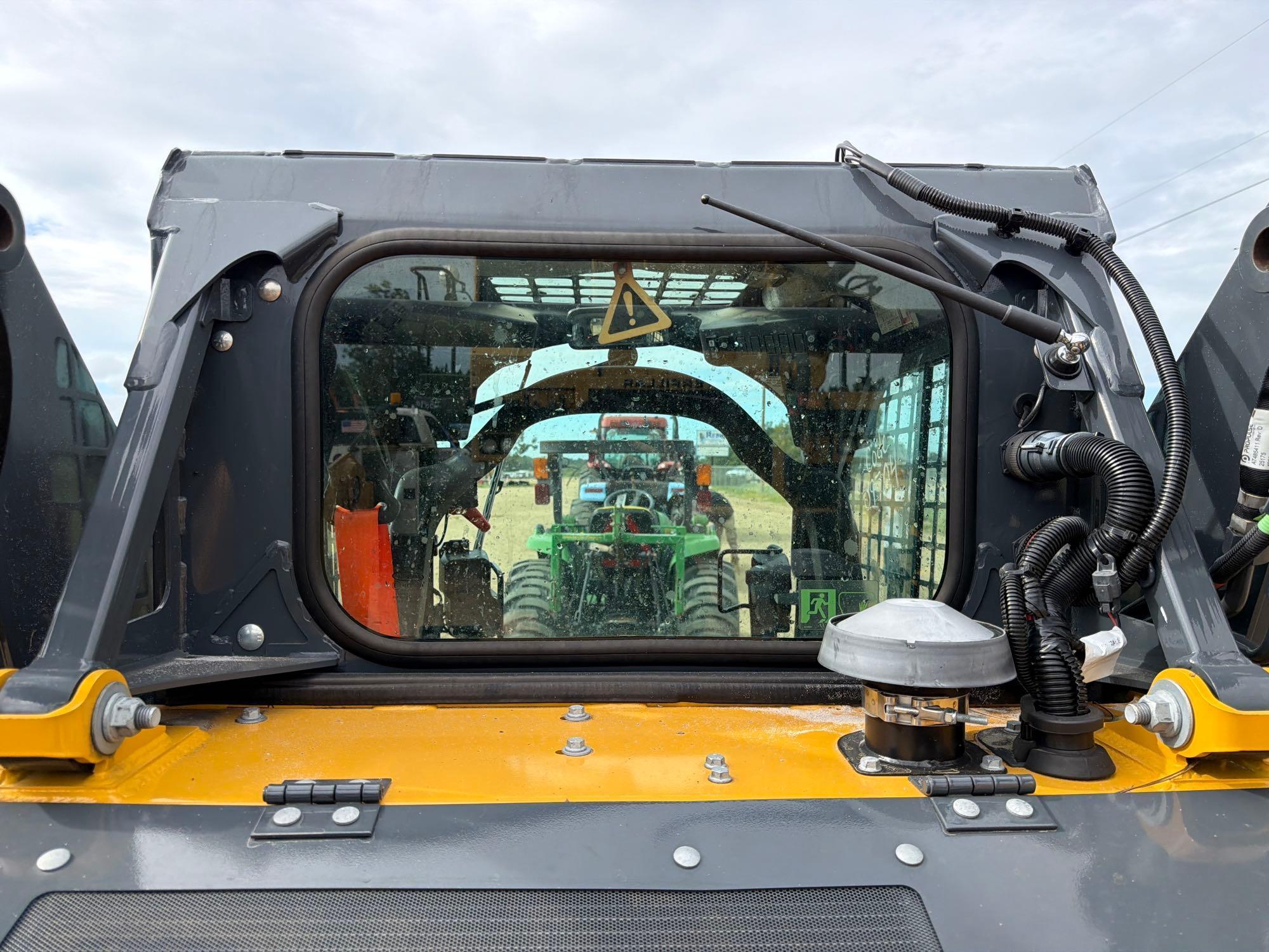 John Deere 317