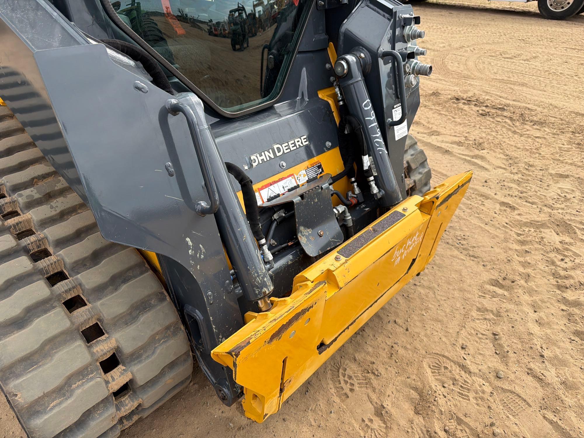 John Deere 317